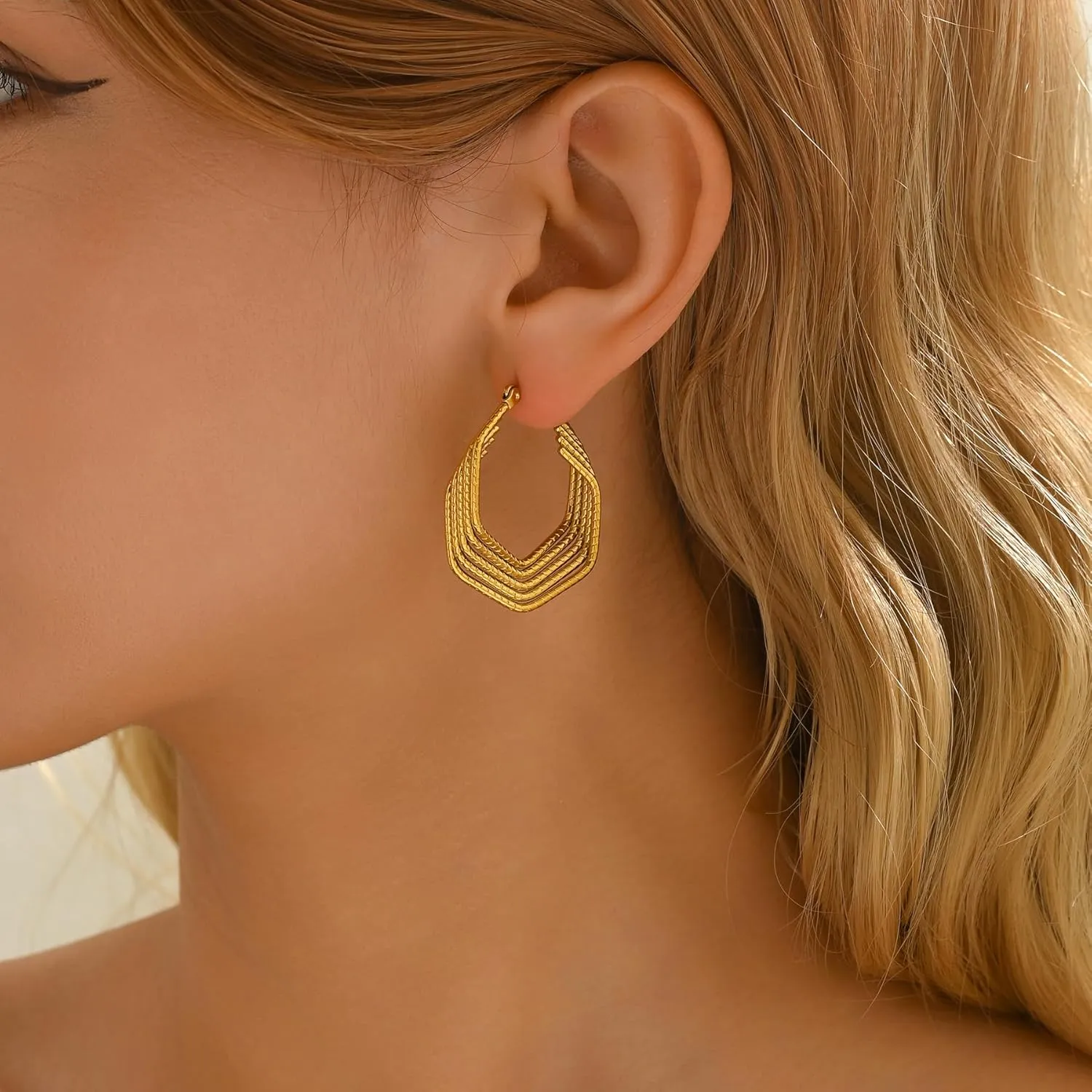 18K Gold Plated Chunky Geometric Irregular Hoop Earrings for Women Stainless Steel Vintage Twist Hoop Earrings Hypoallergenic Statement Dangle Earrings Jewelry
