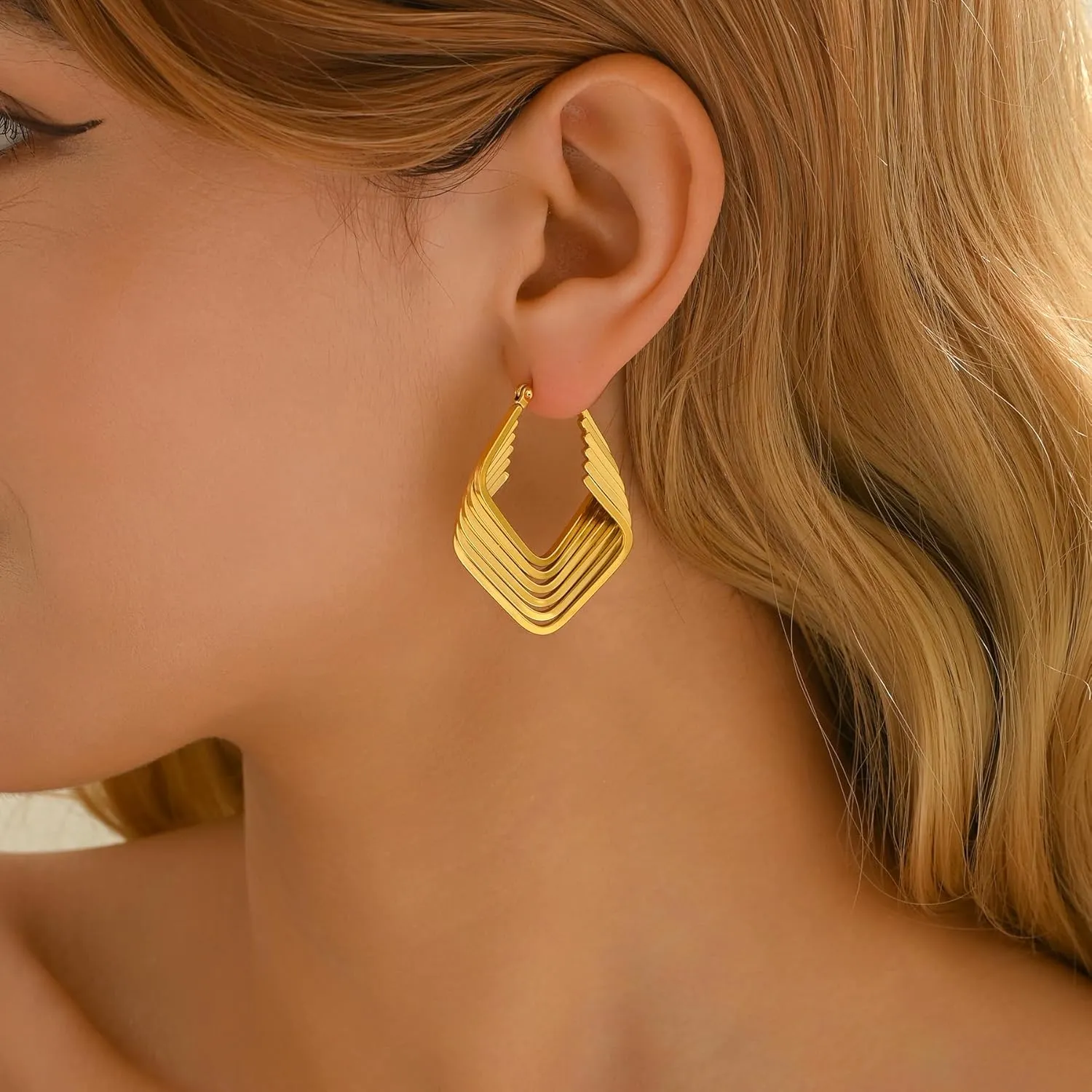 18K Gold Plated Chunky Geometric Irregular Hoop Earrings for Women Stainless Steel Vintage Twist Hoop Earrings Hypoallergenic Statement Dangle Earrings Jewelry