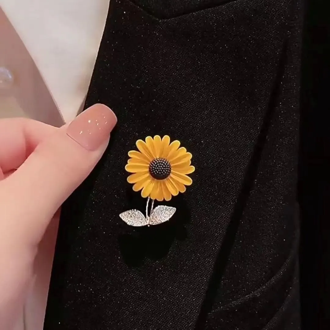 2025 Holiday Gifts for Women, Sunflower Enamel Brooch Pin and Exquisite wallet(with Felt Gift Bag), Birthday Christmas Mother's Day Gift for Mom Grandma