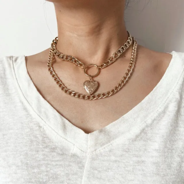 29 stylish Gold necklace on neck Gold chain Women's jewelry layered accesories