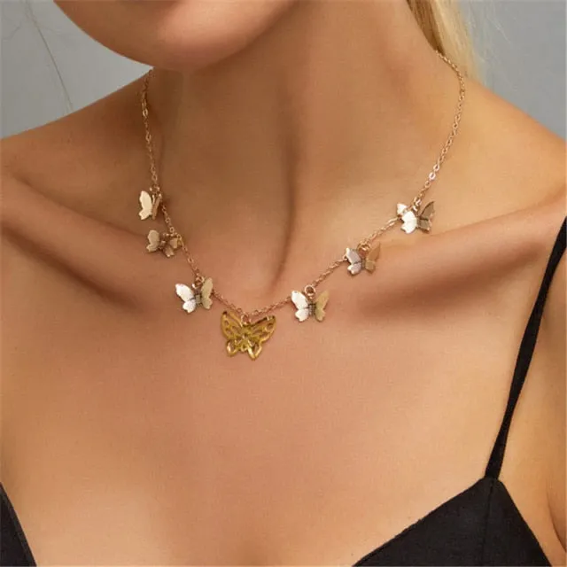 29 stylish Gold necklace on neck Gold chain Women's jewelry layered accesories