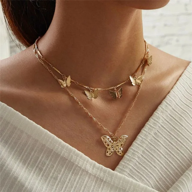 29 stylish Gold necklace on neck Gold chain Women's jewelry layered accesories