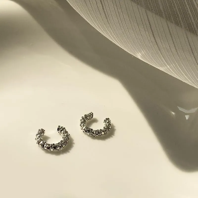 2Pcs Silver Ear Cuff Gold Earrings for Women Non Piercing Sparkling Round Huggie Clip On Fake Cartilage Earrings Set for Gift