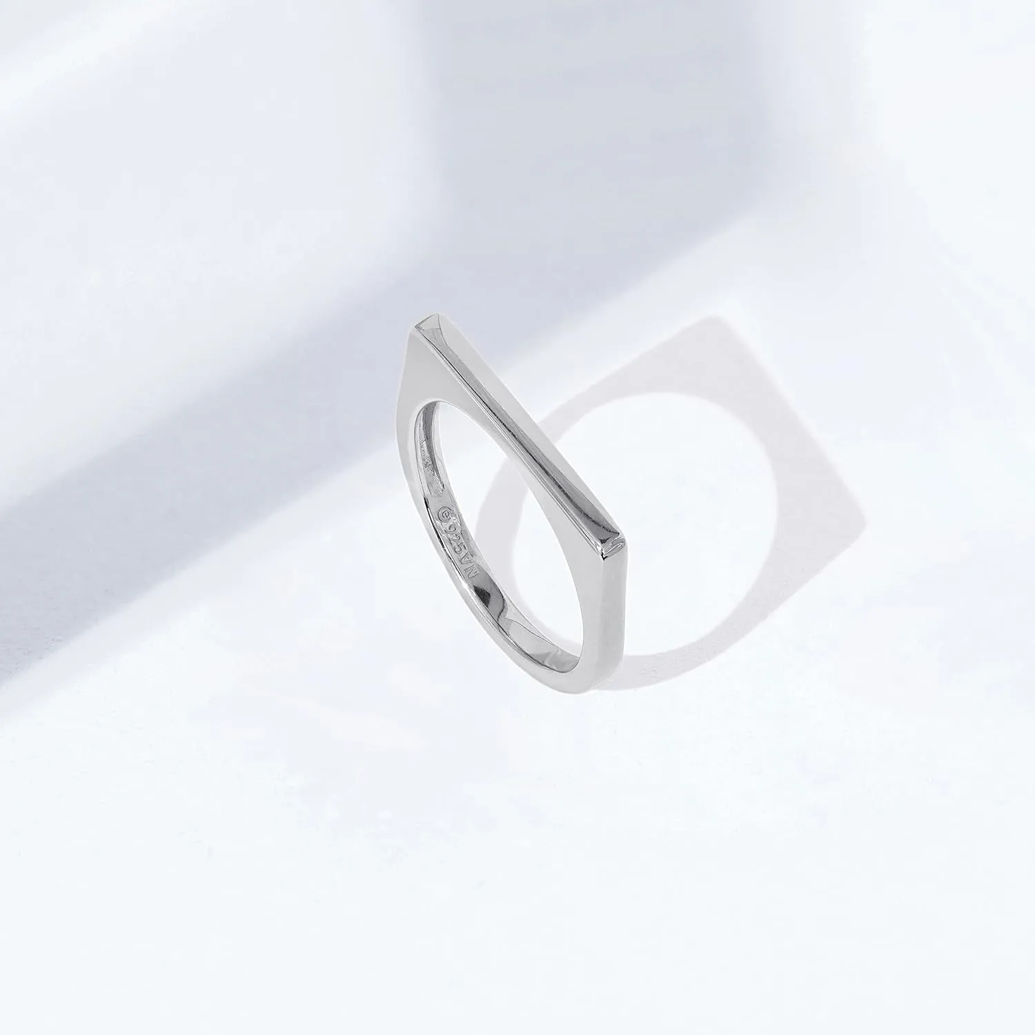 Amazon Essentials 14K Gold Plated Sterling Silver Bar Ring