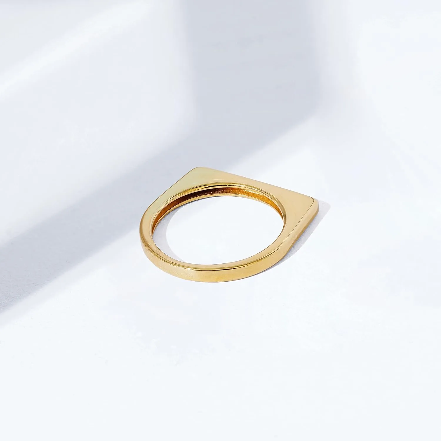 Amazon Essentials 14K Gold Plated Sterling Silver Bar Ring