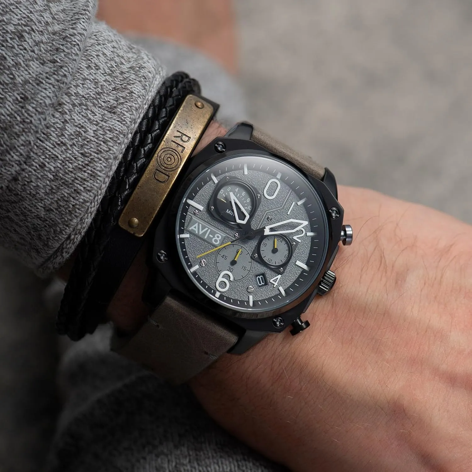 AVI-8 Mens 45mm Hawker Hunter Retrograde Chronograph Japanese Quartz Pilot Watch with Leather, Rubber or Stainless Steel Strap AV-4052