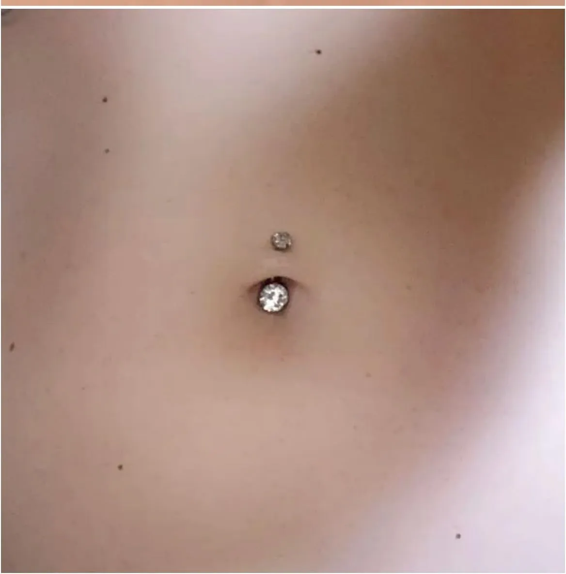 AVYRING G23 Titanium Belly Button Rings Hypoallergenic Stainless Steel Dangle Belly Piercing Jewelry 14g Internally Thread Belly Rings for Women Men