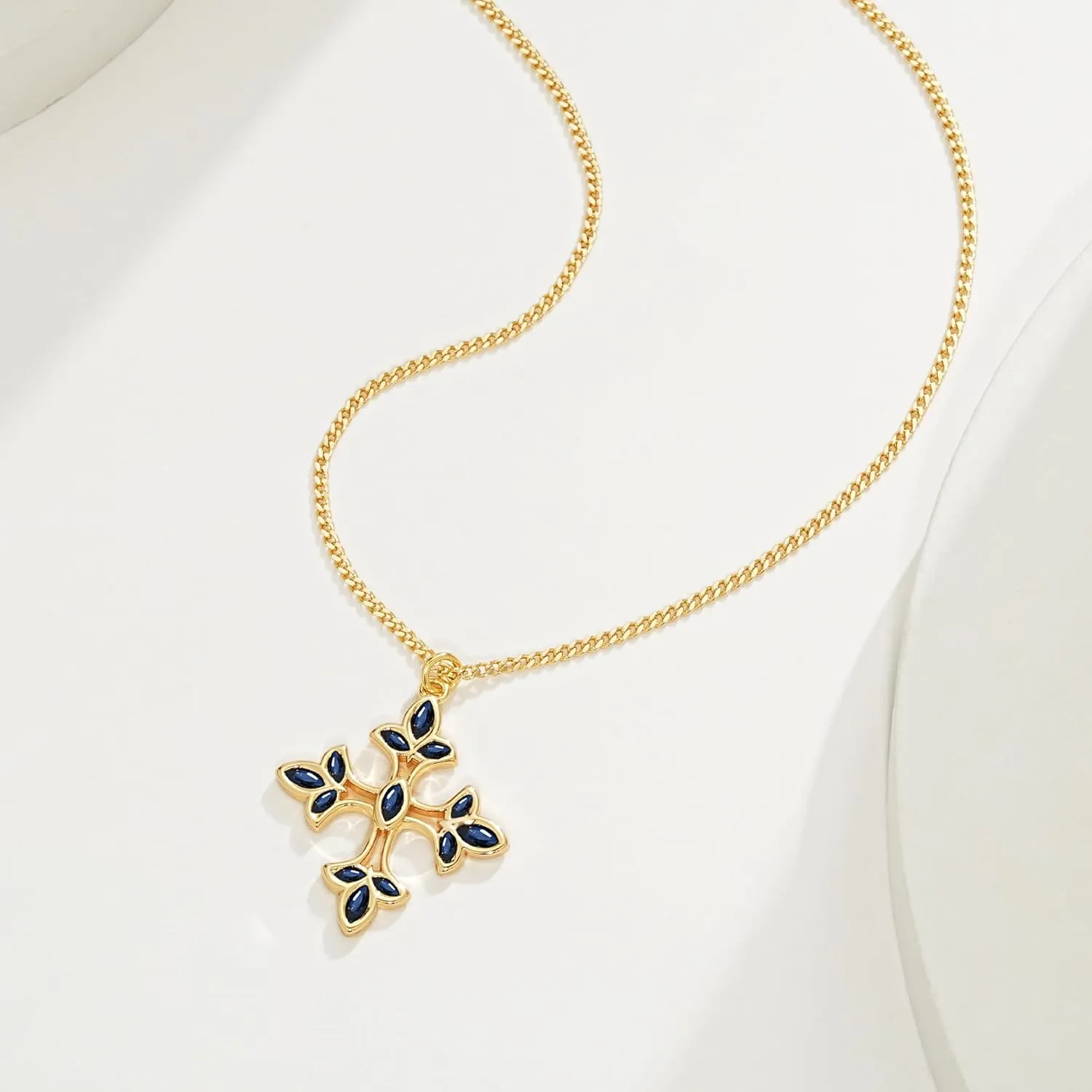 BENEIGE Gold Necklace for Women 14K Gold Plated Charm Pendant Necklace with Cubic Ziconia Hypoallergenic Adjustable Chain Necklaces Jewelry Gifts
