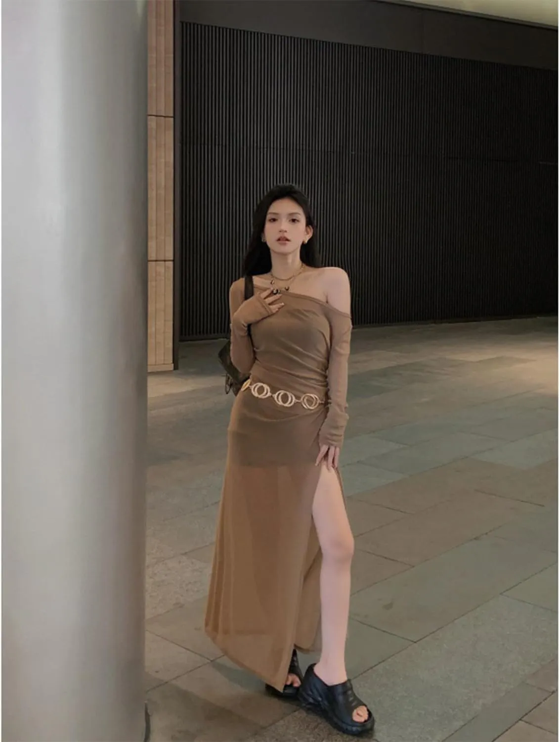 Body Jewelry Metal Waist Chain Belt for Women Circle Geometry Sexy Body Chain Adjustable Fashion Gold Belly Chain Elegant Jewelry for Tight Jeans Dresses