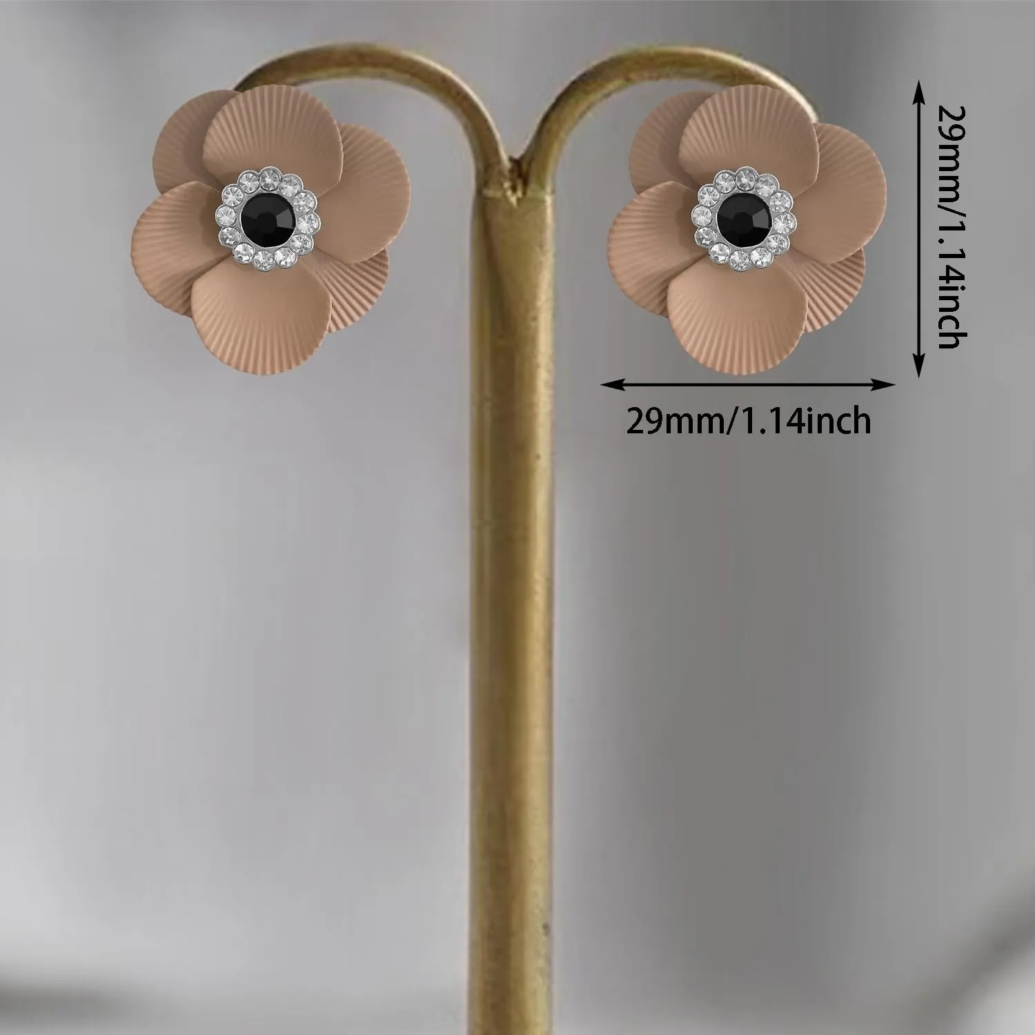 Bohemian Style Unique Three-Dimensional Rhinestone Stamen Stud Earrings Personalized Exquisite Carved Petal Flower Alloy Stud Earrings for Women Jewelry Gifts