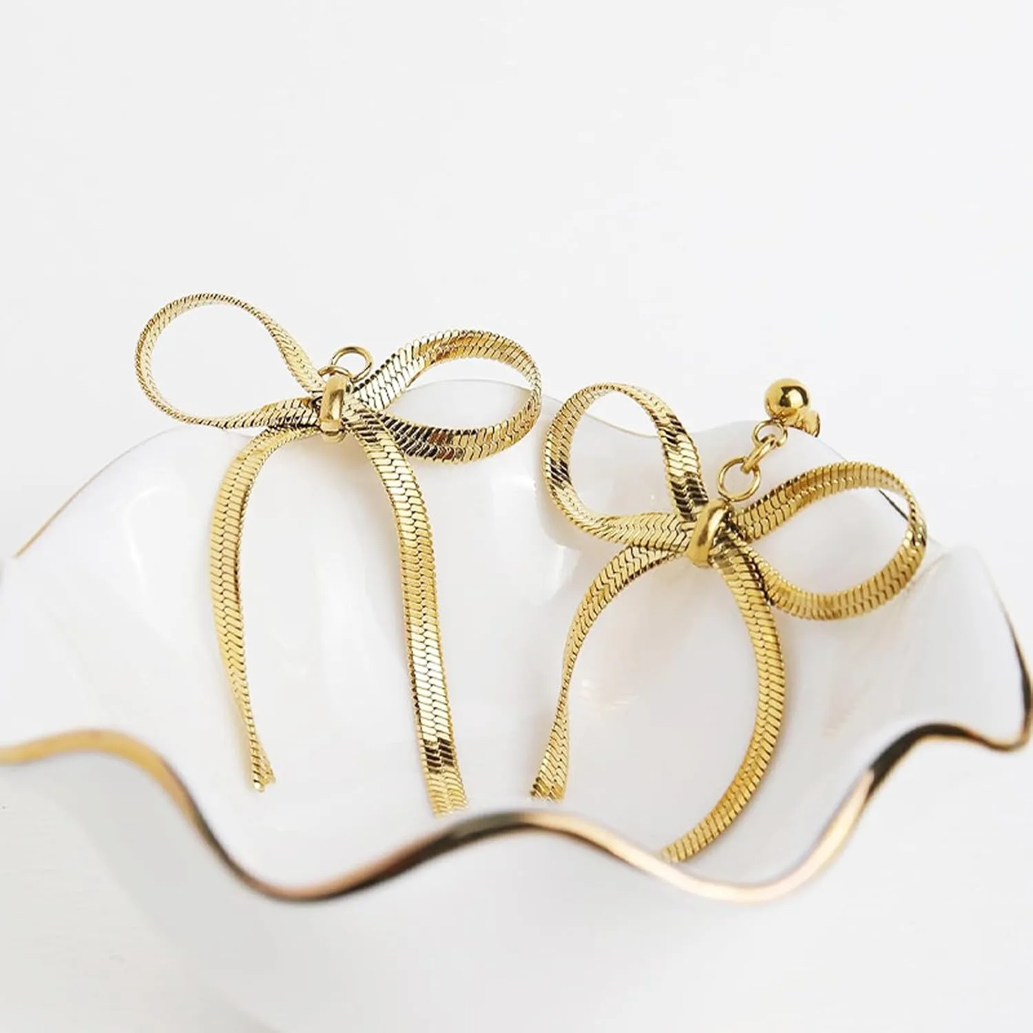 Bow Earrings for Women Trendy Dainty Gold Bow Stud Earrings Small Ribbon Bowknot Earrings Bow Jewelry Birthday Gifts 2025 Fashion Prom Dresses