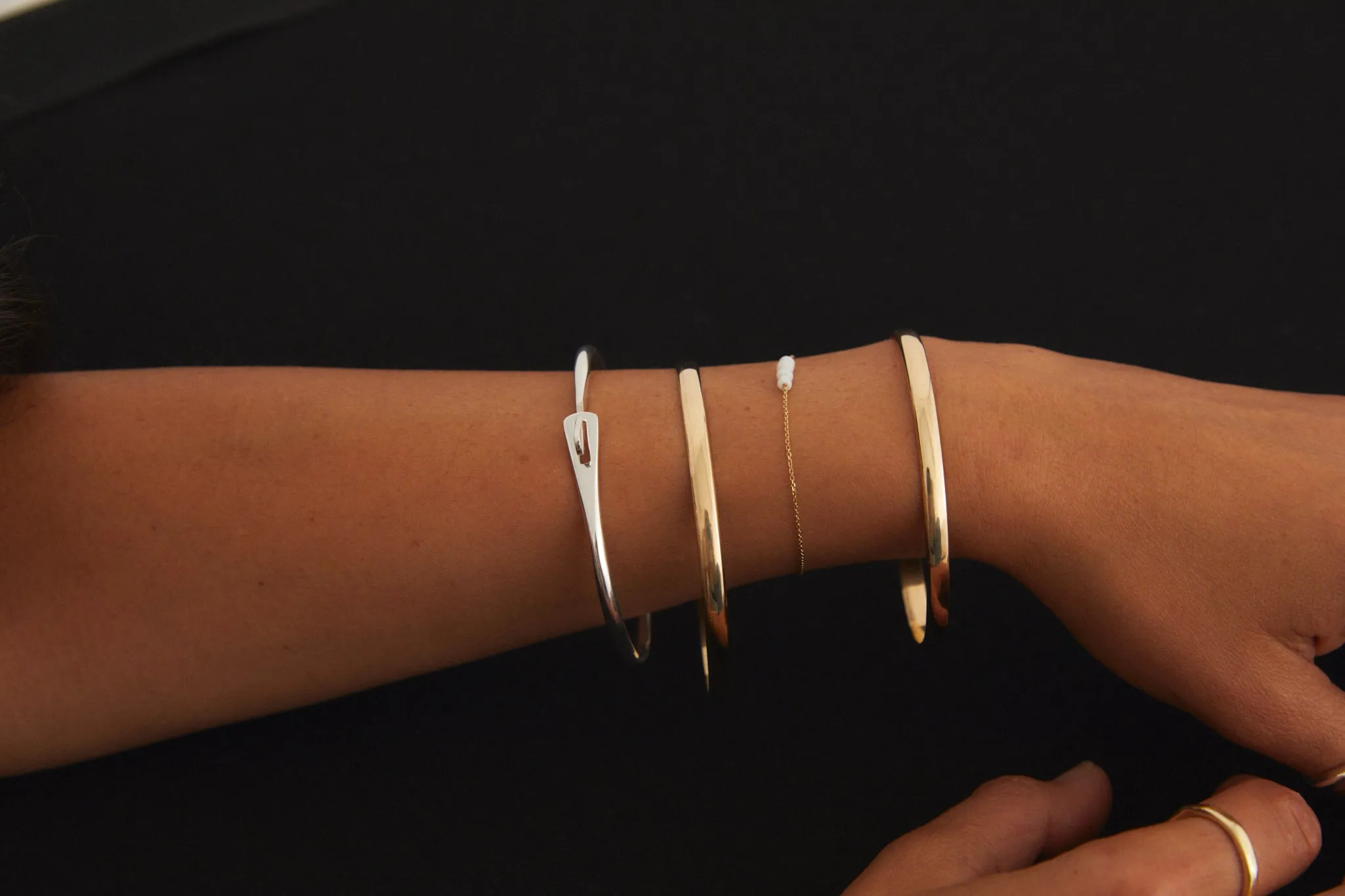 Catch Bangle | Silver