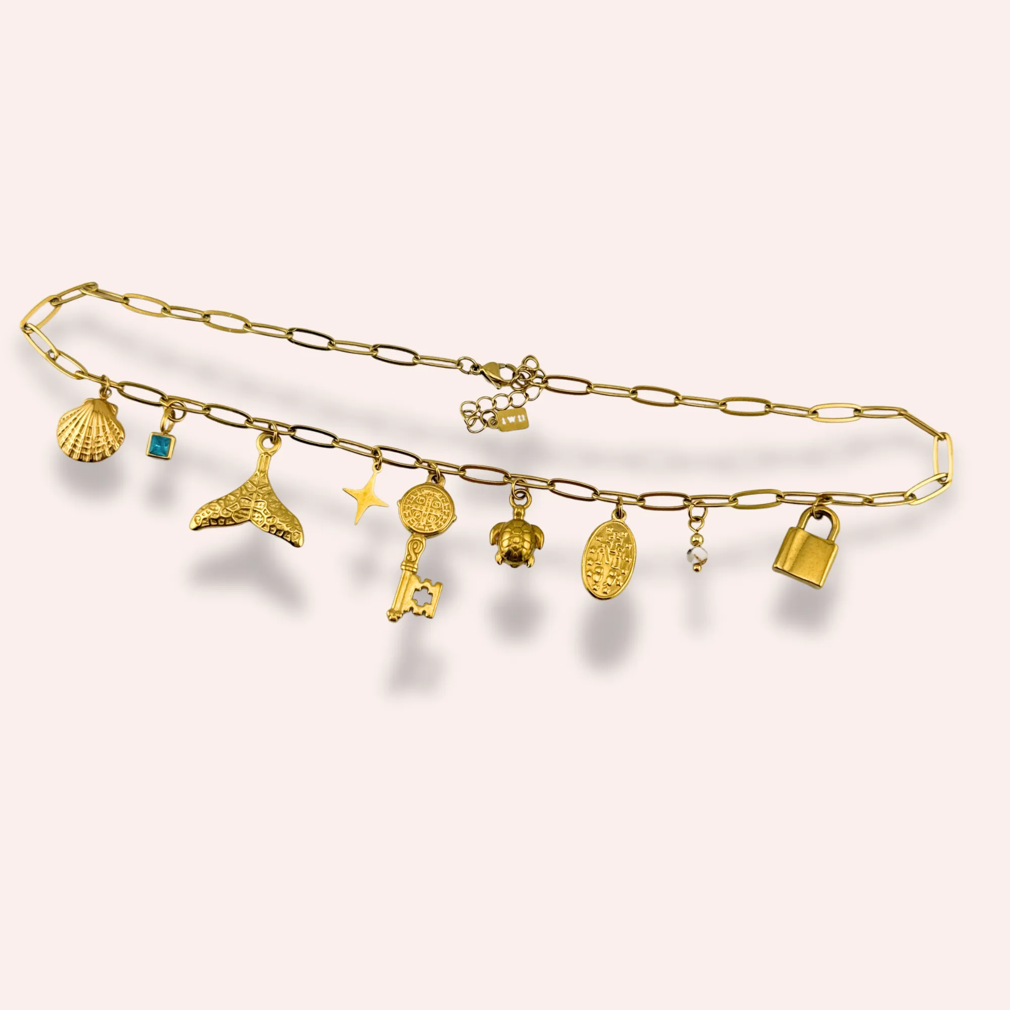 Charm Delihah necklace