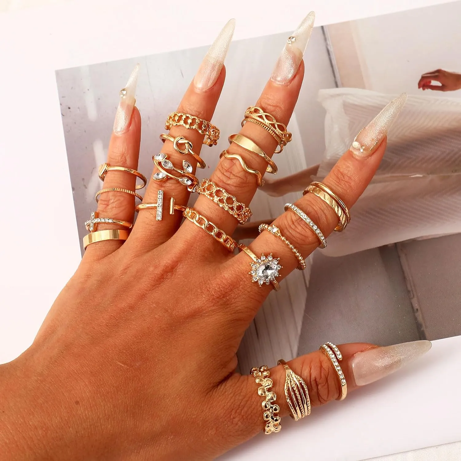 CHICUTIE Gold Knuckle Rings Set For Women Stackable Joint Finger Midi Rings Dainty Cubic Crystal Zirconia Simple Hollow Twist Cute Rings Pack Jewelry Gift