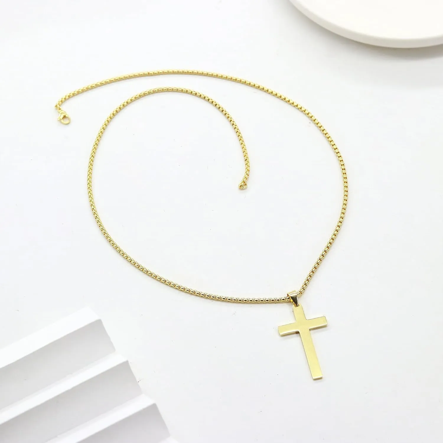 Cross Necklace for Men, Stainless Steel Cross Pendant Necklace Layered Cuban Link Chain Crucifix Necklace Silver Black Gold Cross Chain Cross Jewelry