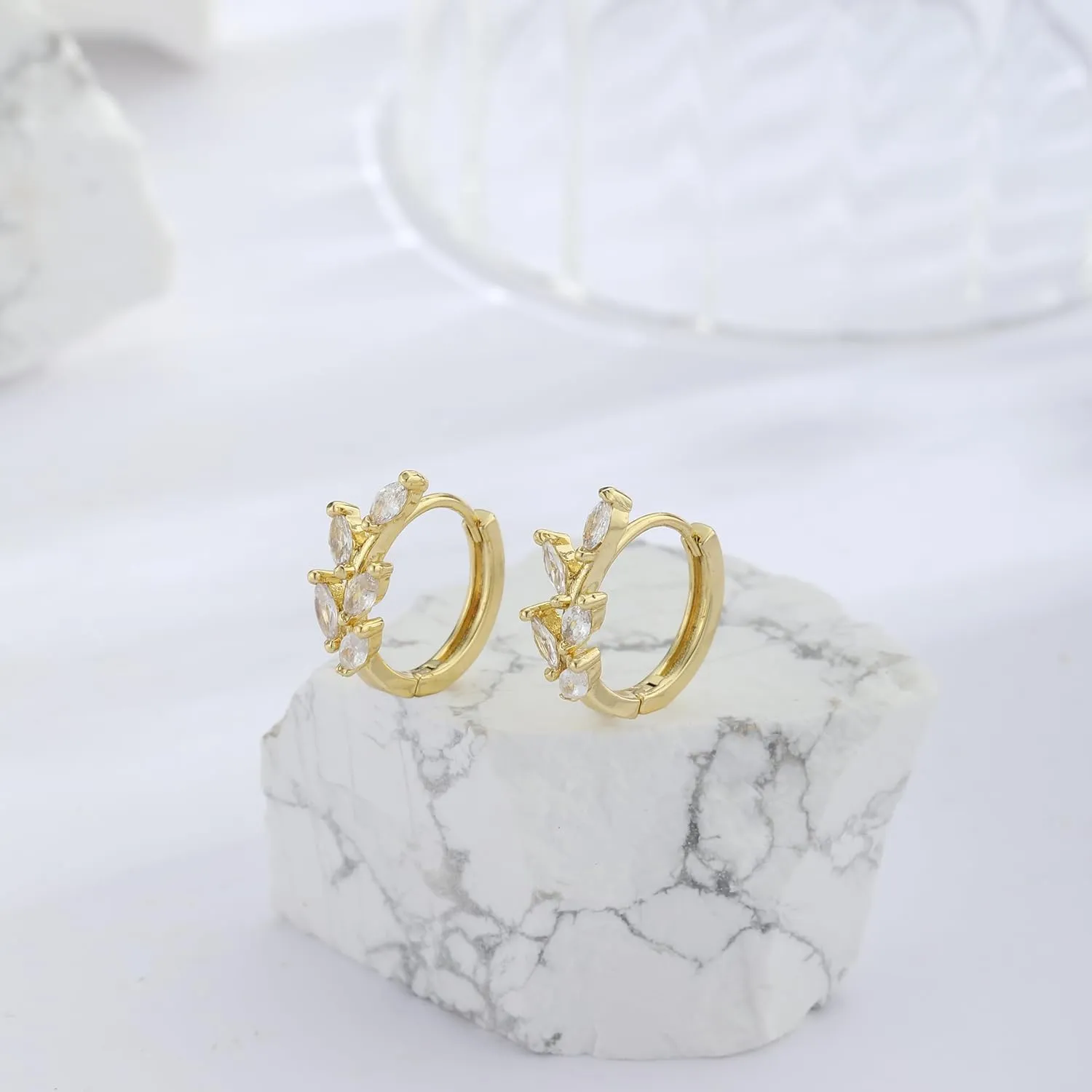Dainty Gold/Silver Hoop Earrings for Women Trendy Small 14K Gold Plated Zirconia Hoops Earrings for Women Jewelry Gift