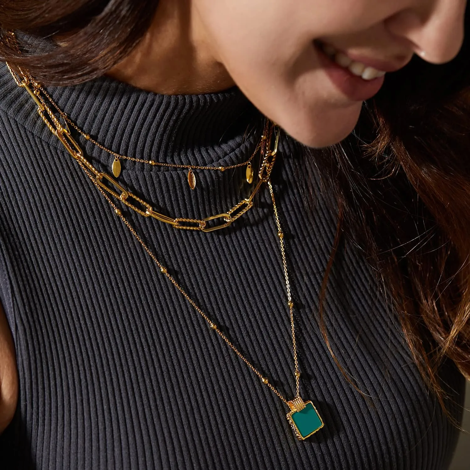 Dainty Layered Choker Necklace 18k gold Plated Y Pendant Commemorative coin Necklace Multilayer Bar Disc Necklace Adjustable Layering Choker Necklaces fashion jewelry for Women Girls