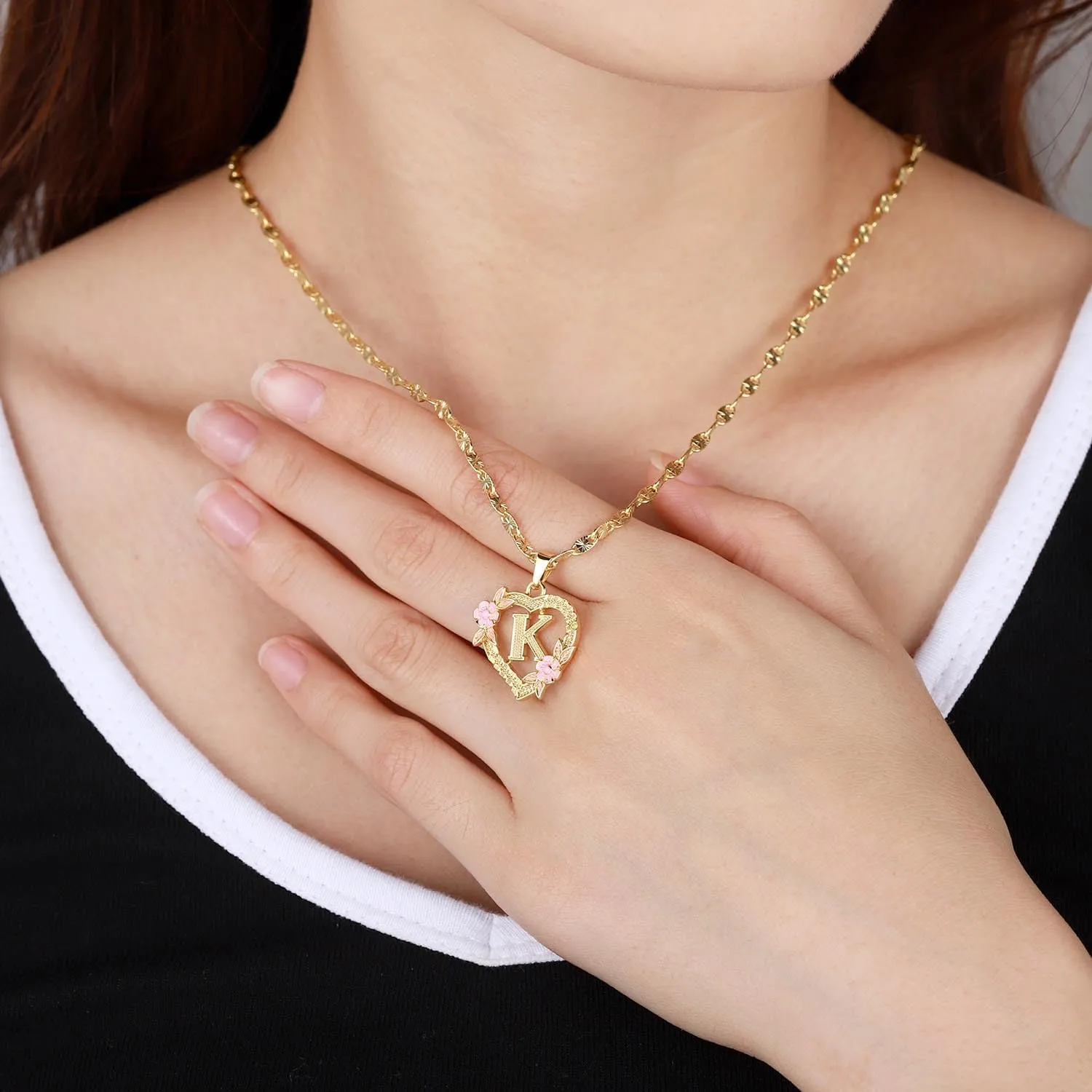 Dascus Initial Heart Necklace For Women Gold Heart Letter Chain A-Z Name Alphabet Pendant Necklaces Jewelry For Women Girl Gifts
