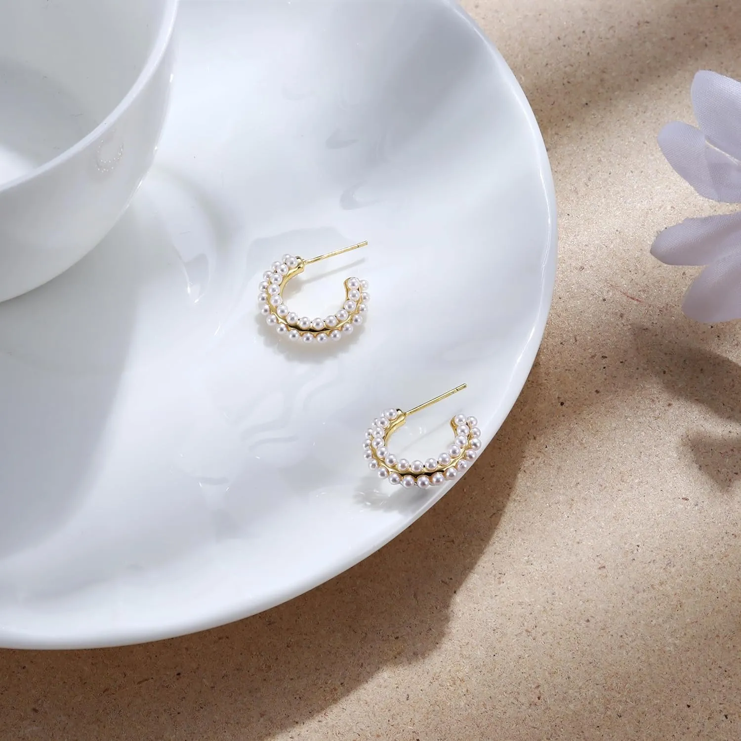 Dochais Pearl Hoop Earrings for Women, 14K Gold Plated Pearl Drop Earrings 925 Sterling Silver Gold Pearl Hoops Earrings Trendy Lightweight Hypoallergenic Pearl Earrings Jewelry