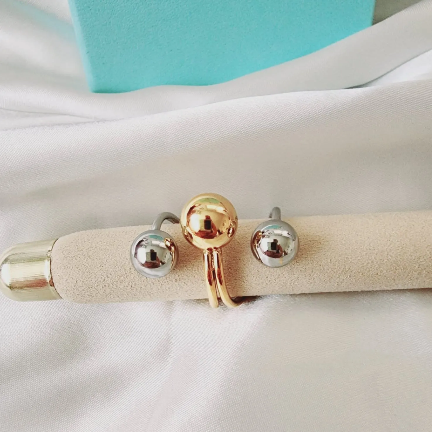 Dottie Spiral Double Tone Ring
