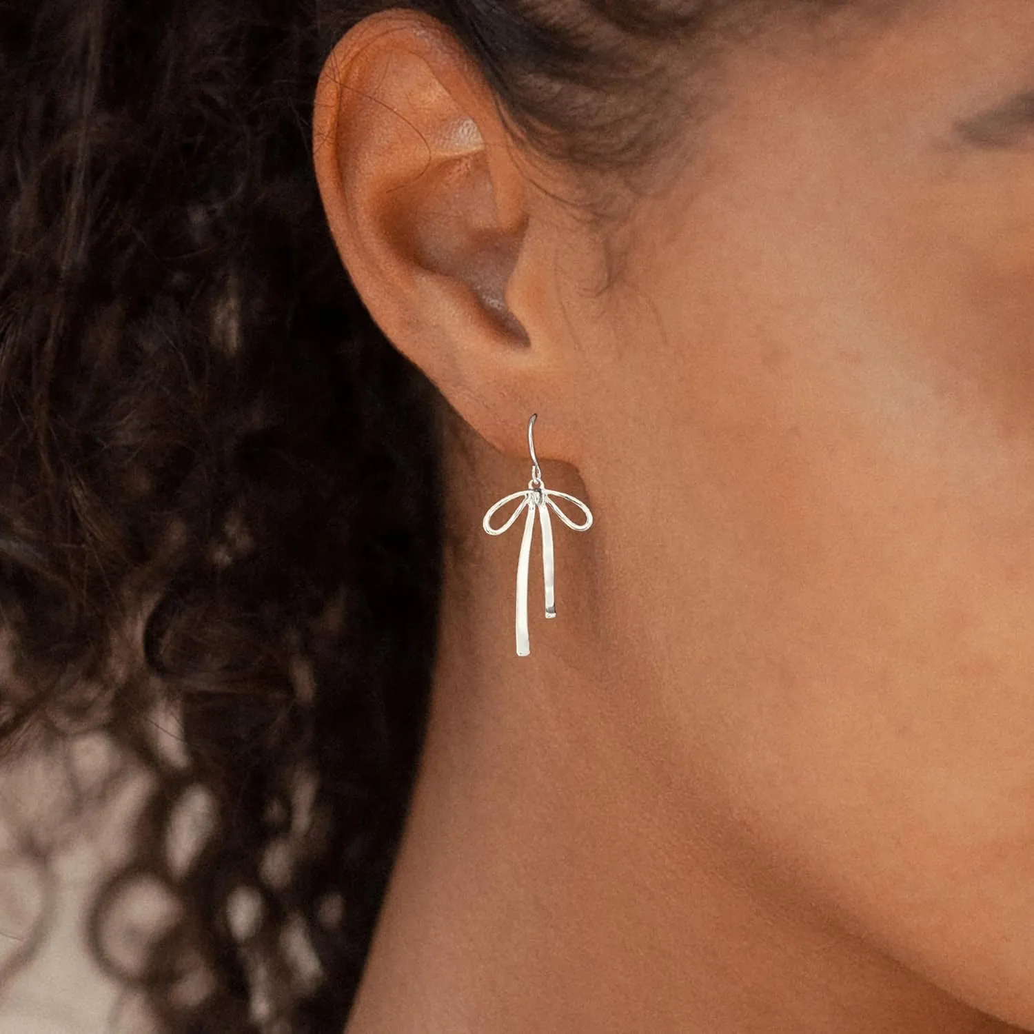 Gold Bow Earrings for Women Trendy, Cute Bow Stud Earring 14k Gold Plated Dainty Ribbon Pearl Bow Drop Dangle Earrings Hypoallergenic Gold Earrings Sparkly Christmas Earrings for Women Jewelry Gift