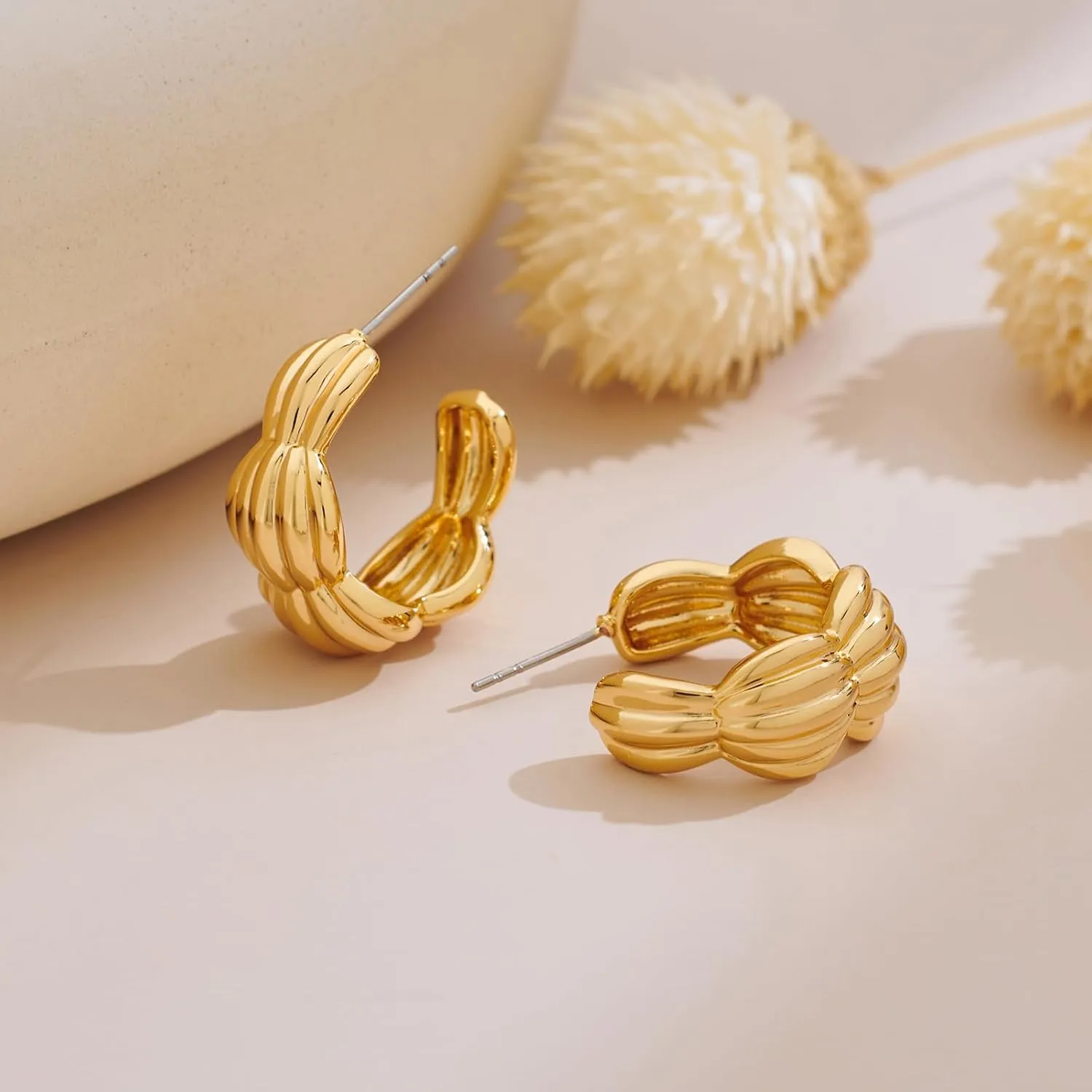 Gold Hoop Earrings for Women Huggie Hoop Earrings Trendy Jewelry