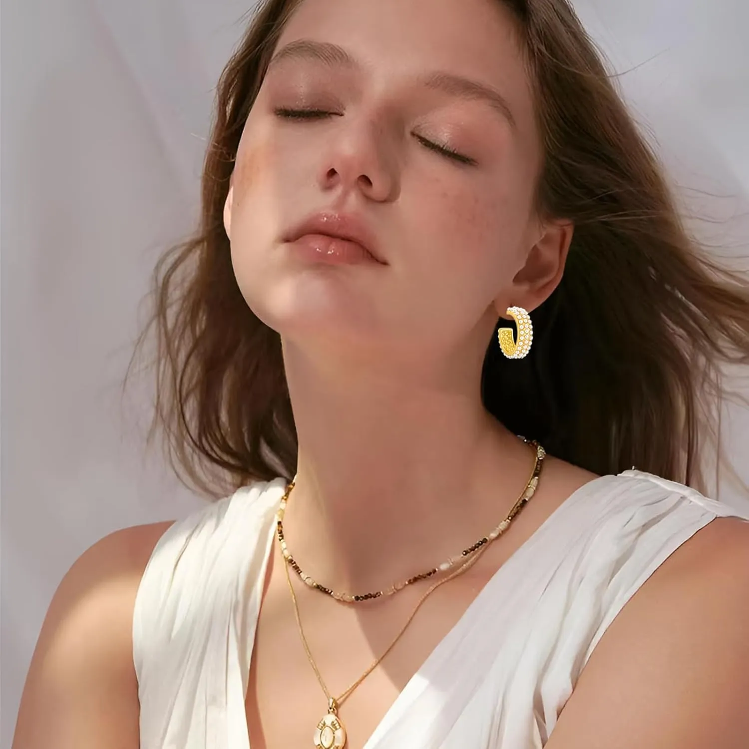 Gold Hoop Earrings for Women Pearl Hoop Earrings Small Hoops Trendy Jewelry