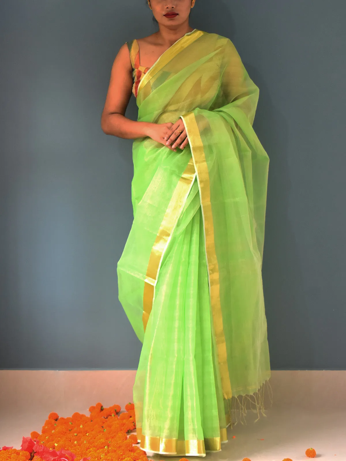 Handloom Muslin Saree Zari Border Pistachio Green
