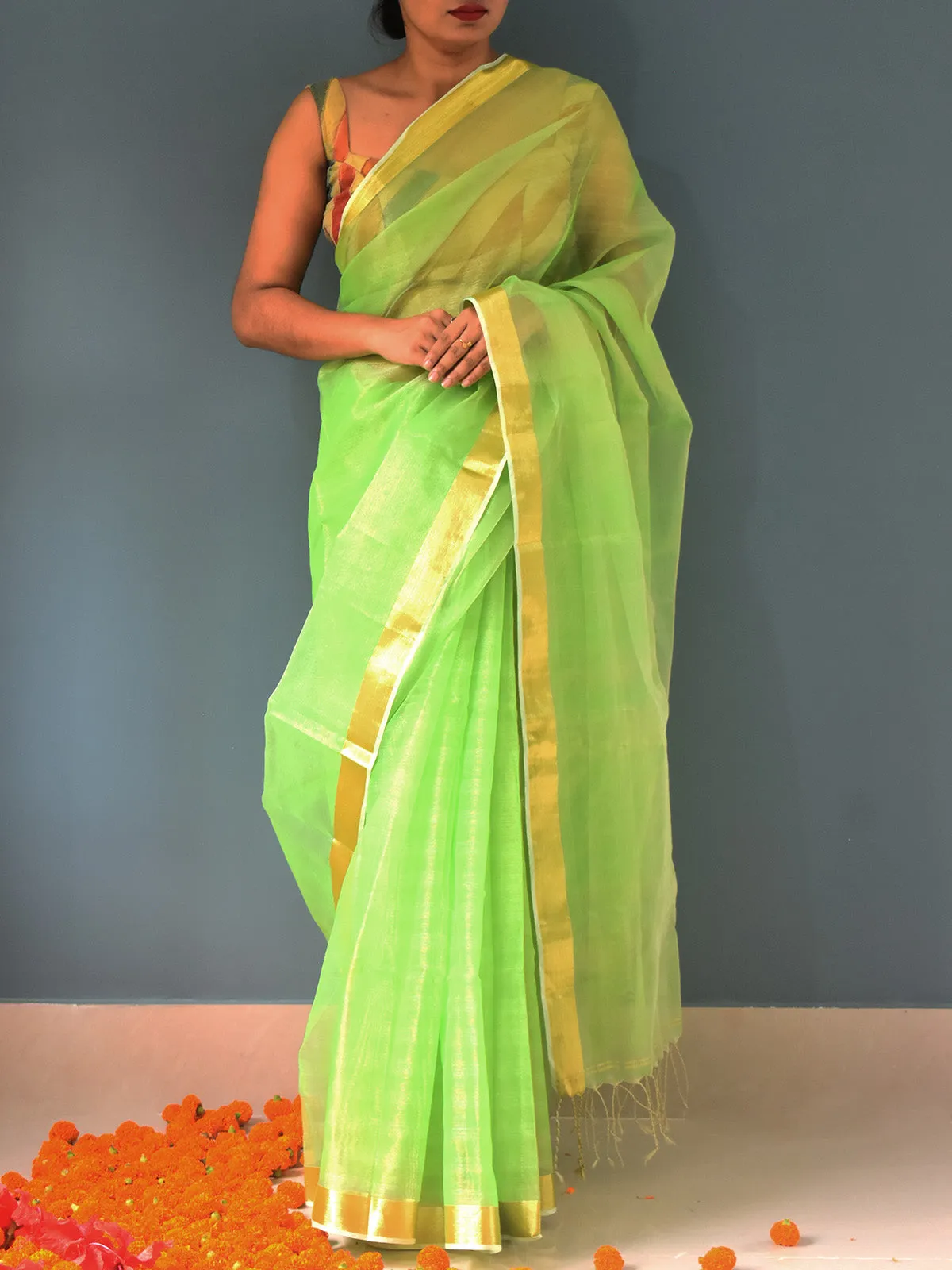 Handloom Muslin Saree Zari Border Pistachio Green