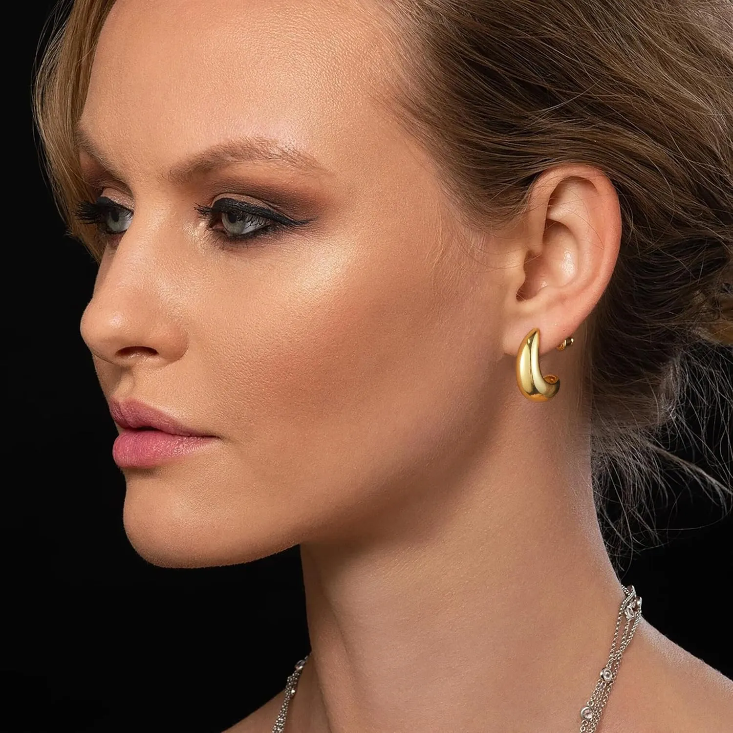Hoop Earrings for Women Dainty Hypoallergenic Small Huggie Earrings Sparkling Diamond Stud Earrings Chunky Dangle Earrings Set Jewelry for Gift