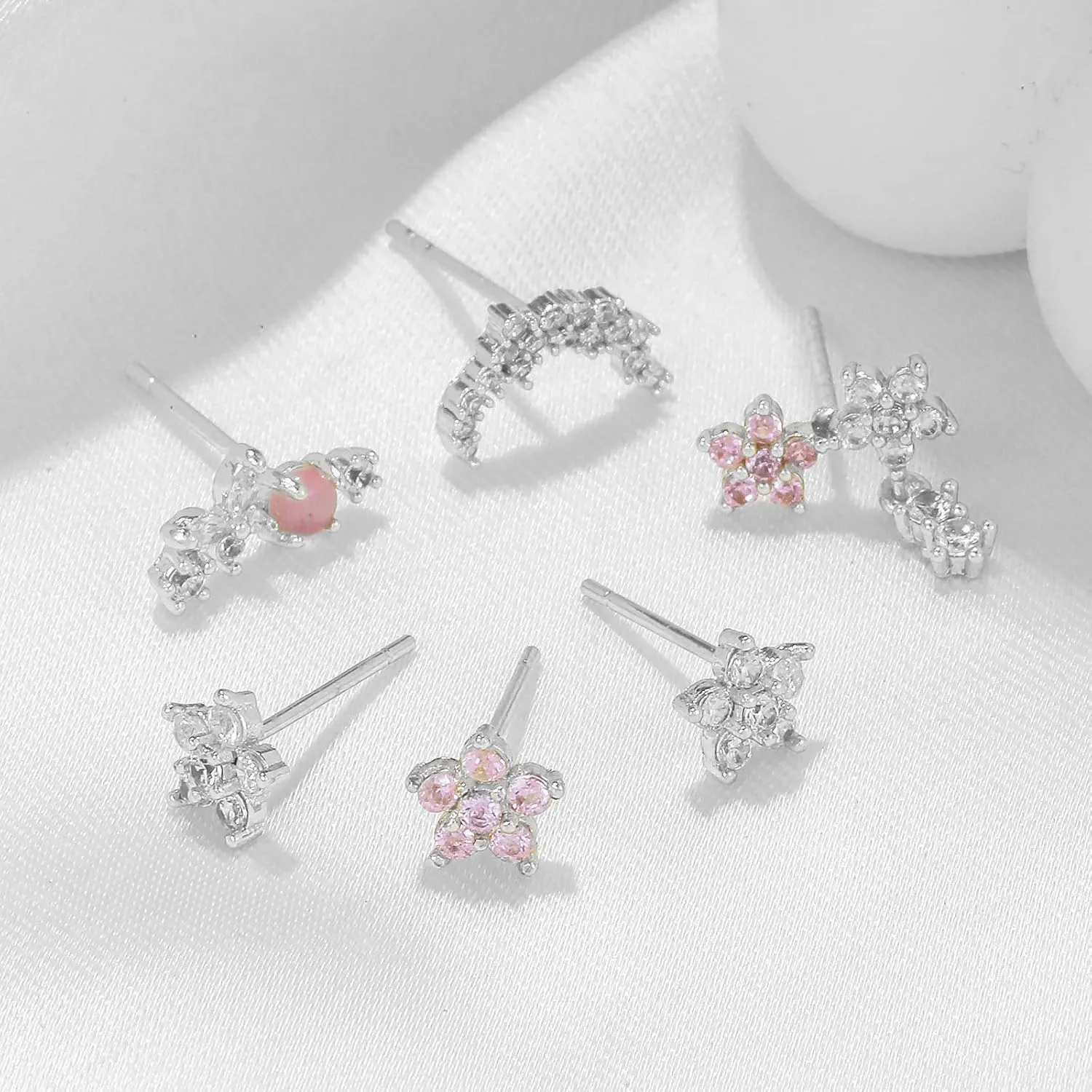 Huggie Earrings for Women Gold Hoop Earrings Set Dainty Earring Stacks Sets for Multiple Piercing Hypoallergenic Trendy Jewelry Small Hoop Cartilage Earrings Set Trendy Stuff