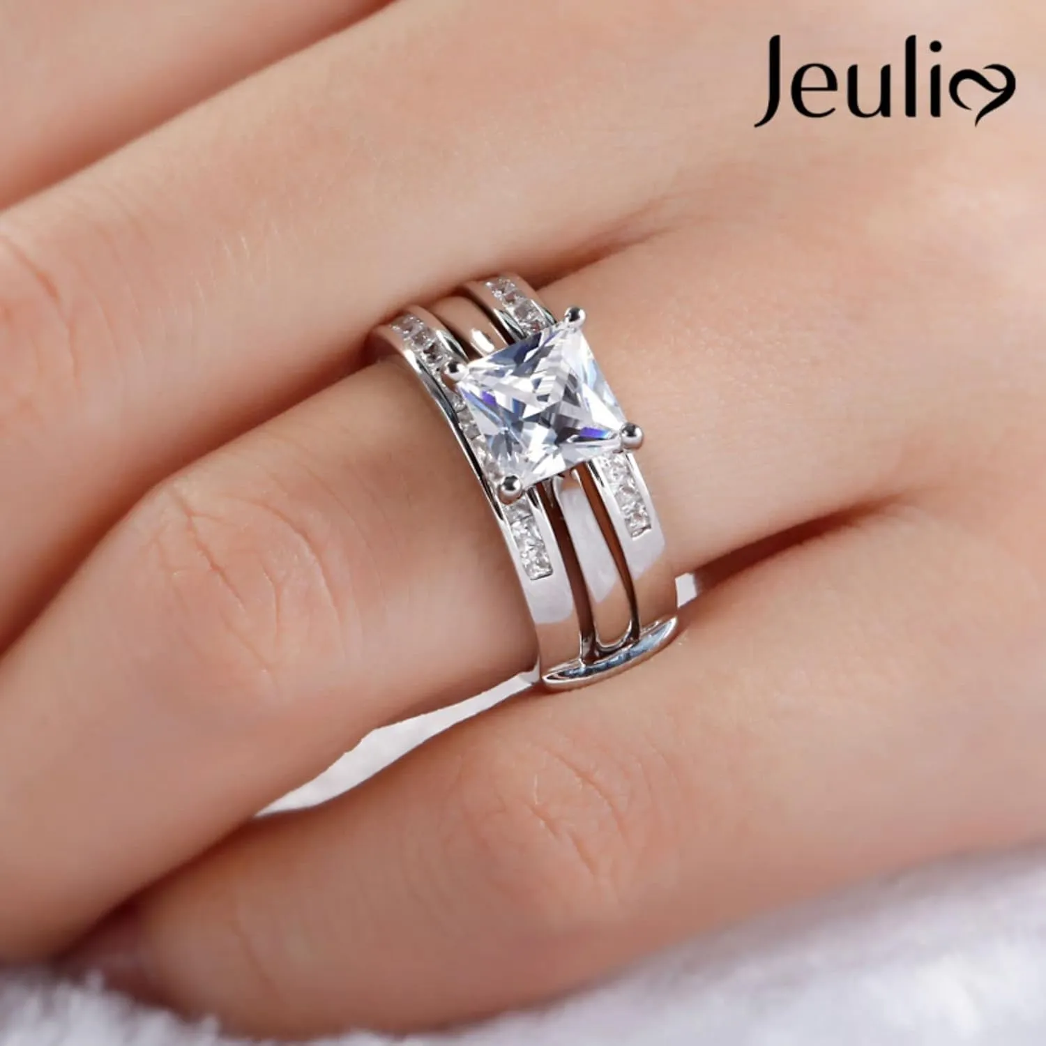 Jeulia 4.37 Carat Engraved Pricess Cut Cubic Zirconia Engagement Ring Diamond Wedding Bands for Women CZ Solitaire Sterling Silver Anniversary Bridal Promise Rings Set