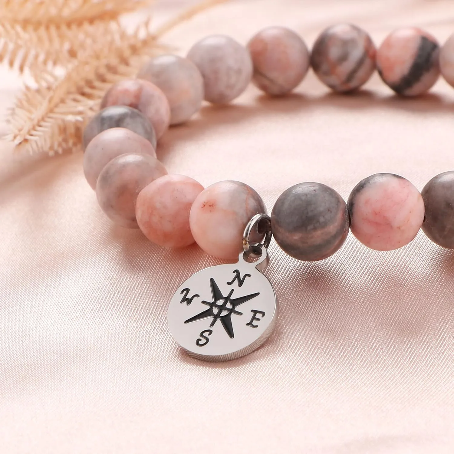 JoycuFF Graduation Gifts for Her Him Class of 2025 Graduation Bracelets Inspirational Graduation Compass Bracelet for Women College Graduation Gift for Him Her