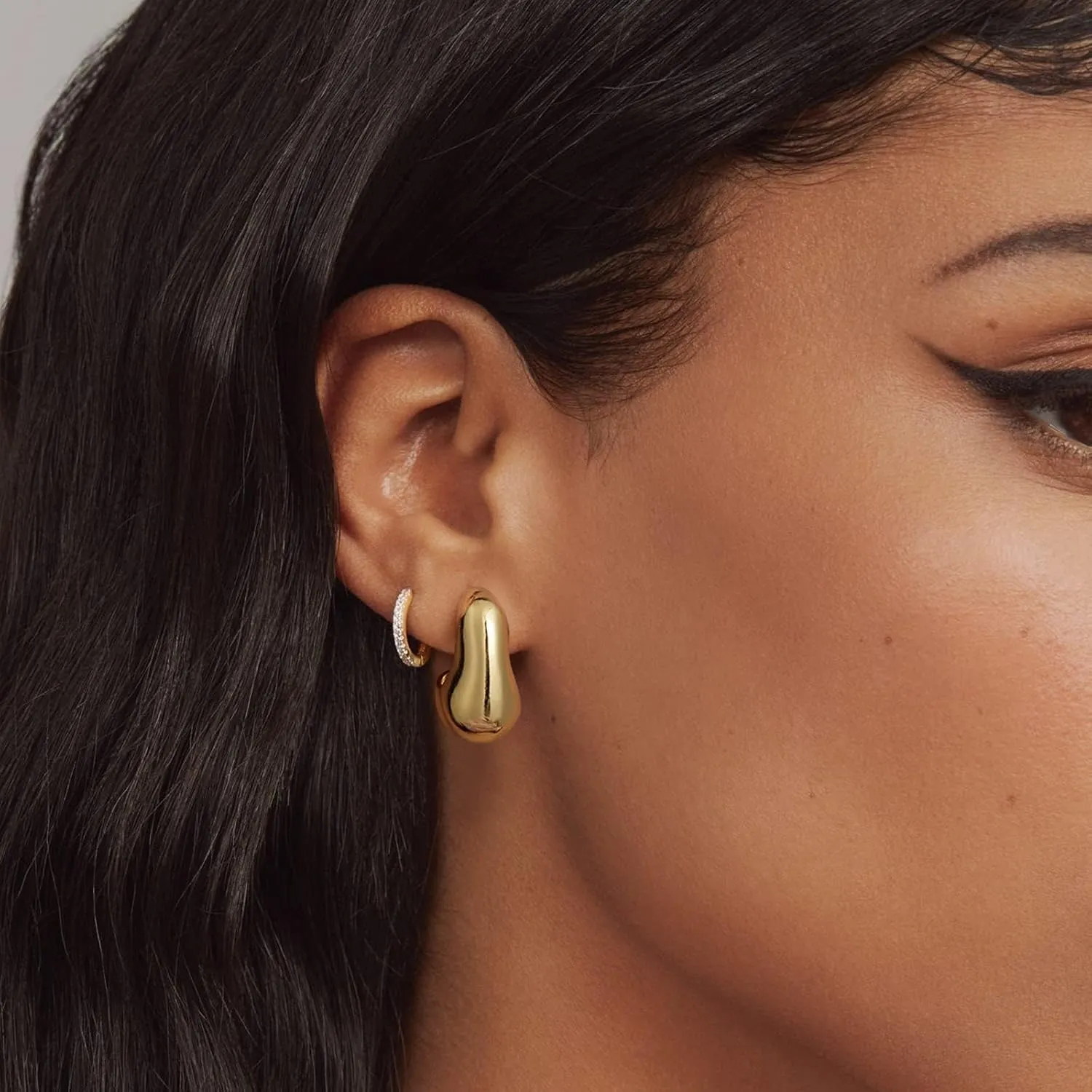 KissYan Chunky Gold Hoop Earrings for Women, 14K Gold Plated Lightweight Hollow Open Hoops Thick Teardrop Earrings Sterling Silver Post Fashion Jewelry Gifts