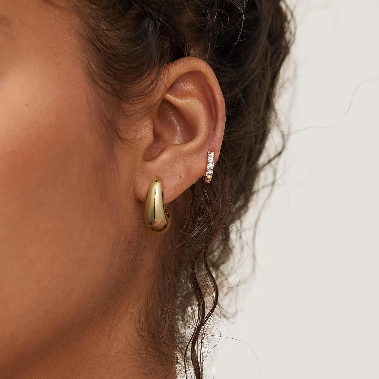 KissYan Chunky Gold Hoop Earrings for Women, 14K Gold Plated Lightweight Hollow Open Hoops Thick Teardrop Earrings Sterling Silver Post Fashion Jewelry Gifts