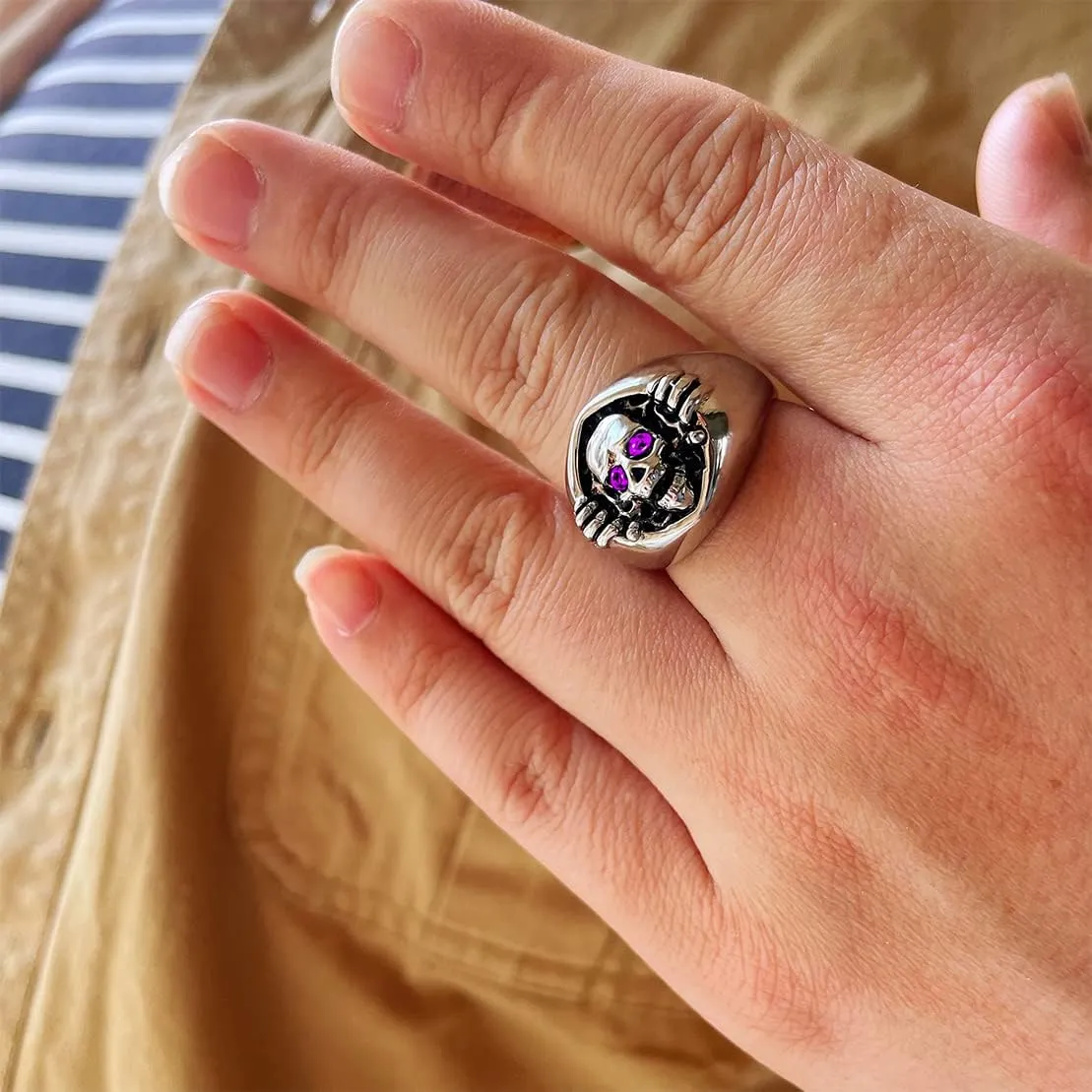 Mens Skull Ring,Cool Exquisite Stainless Steel Skeleton Ring,Gothic Retro Vintage Punk Biker Cocktail Party Death Head Ring Halloween Jewelry for Men