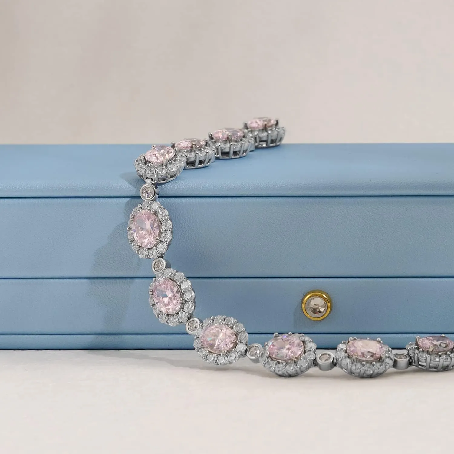 Oirlv Elegant Sky Blue Necklace Box Necklace Presentation Box White Velvet Interior Long Chain Bracelet Necklace Storage Case