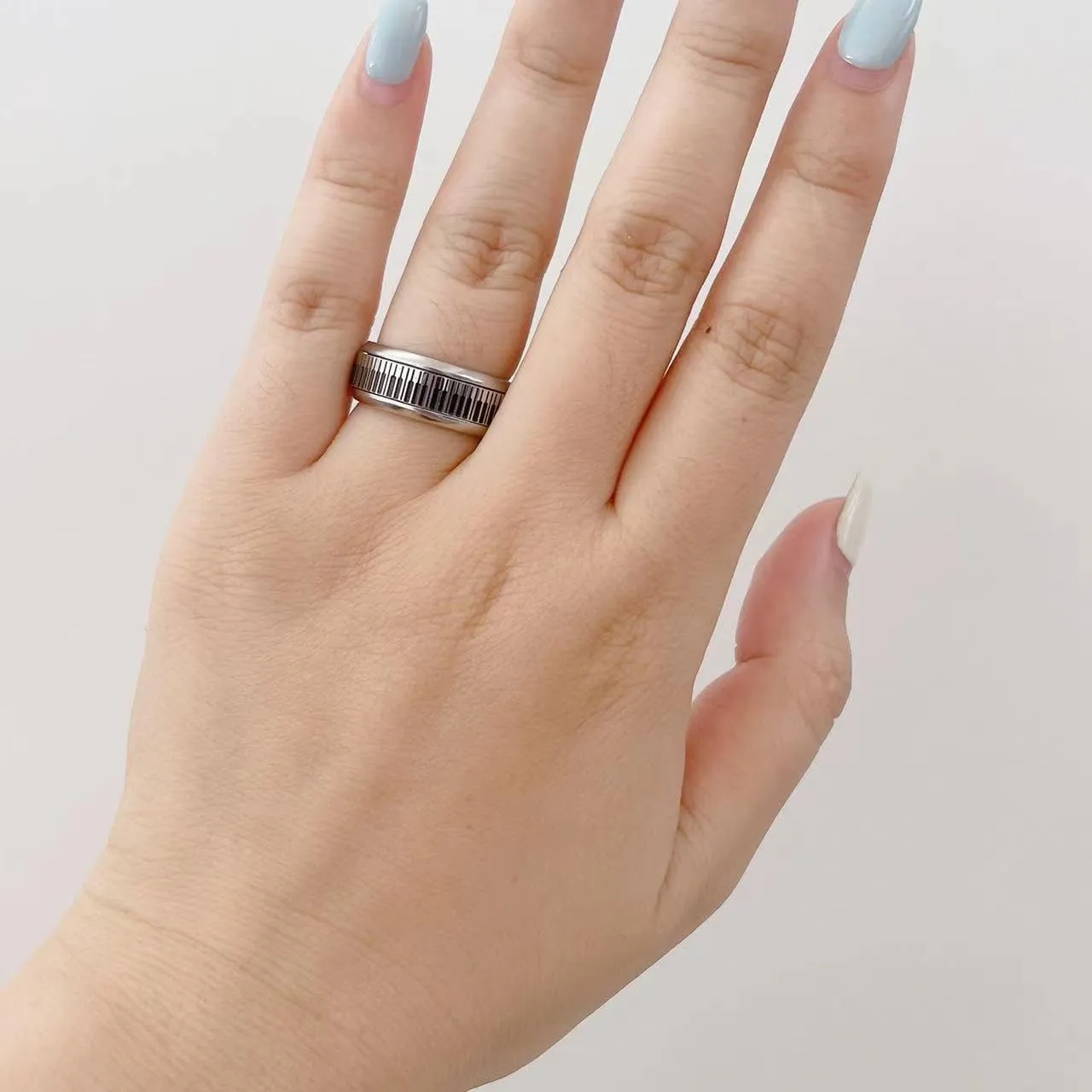 Piano Keys Anxiety Ring for Women Men Stainless Steel Relief Fidget Ring Spinner Ring Statement Rings Finger Band Christmas Jewelry Gifts