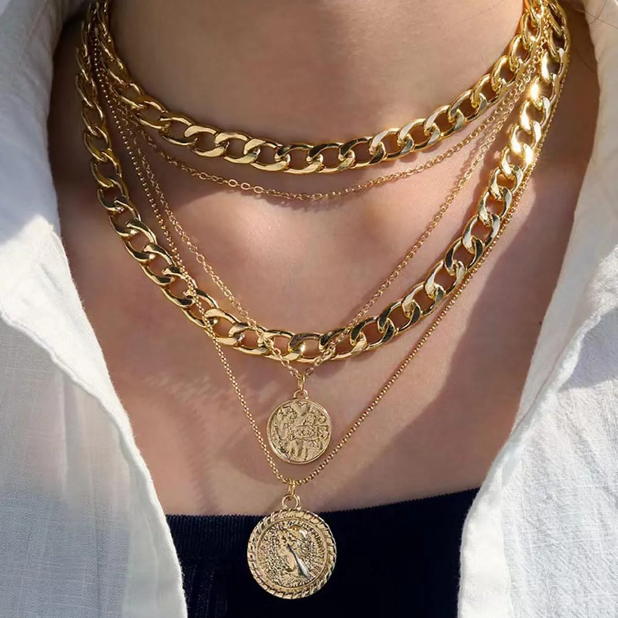 Pirate Necklace Chunky Gold Necklace for Women vintage Pirate Coin Pendant Necklace Fashion Chunky Chain Choker Necklaces Pirate Costume Women Men Jewellery