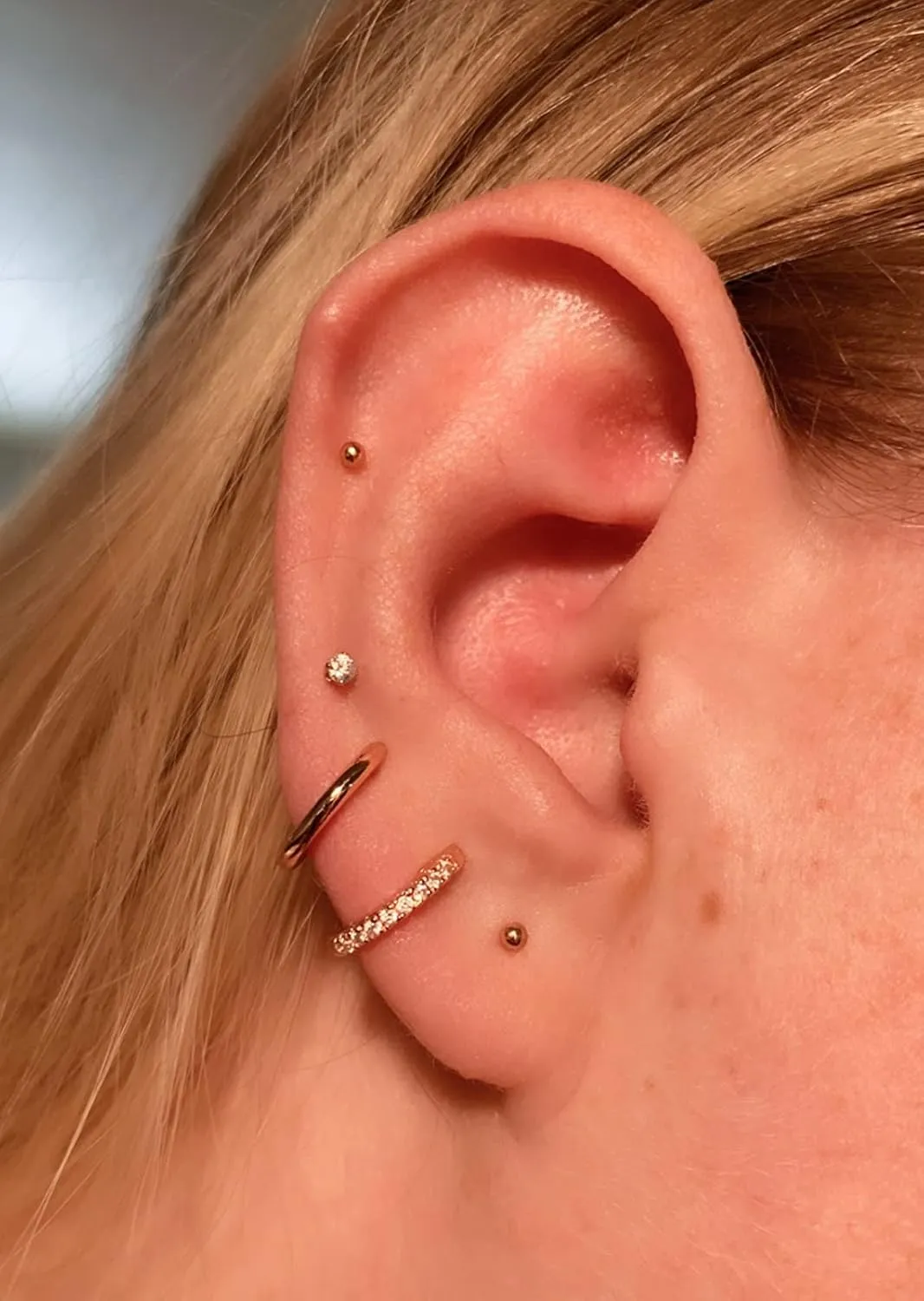 QWALIT Gold Earrings for Women Flat Back Hypoallergenic Screw Back Cartilage Earrings for Women Surgical Steel Small Hoop Earring Gold Plated Helix Jewelry Second Hole Earring Set