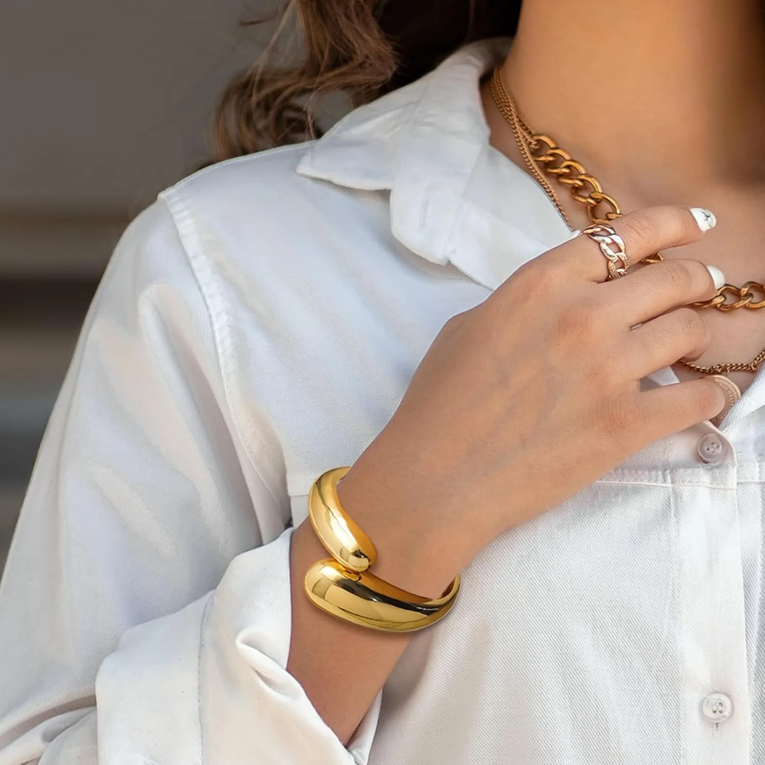 RechicGu 2pcs 14K Gold Plated Cuff Waterdrop Teardrop Bangle Bracelet for Women Gift,Chunky Twisted Hinge irregular Minimalist Wide Thick Gold Open Oval Wrist Bracelet Jewelry Set