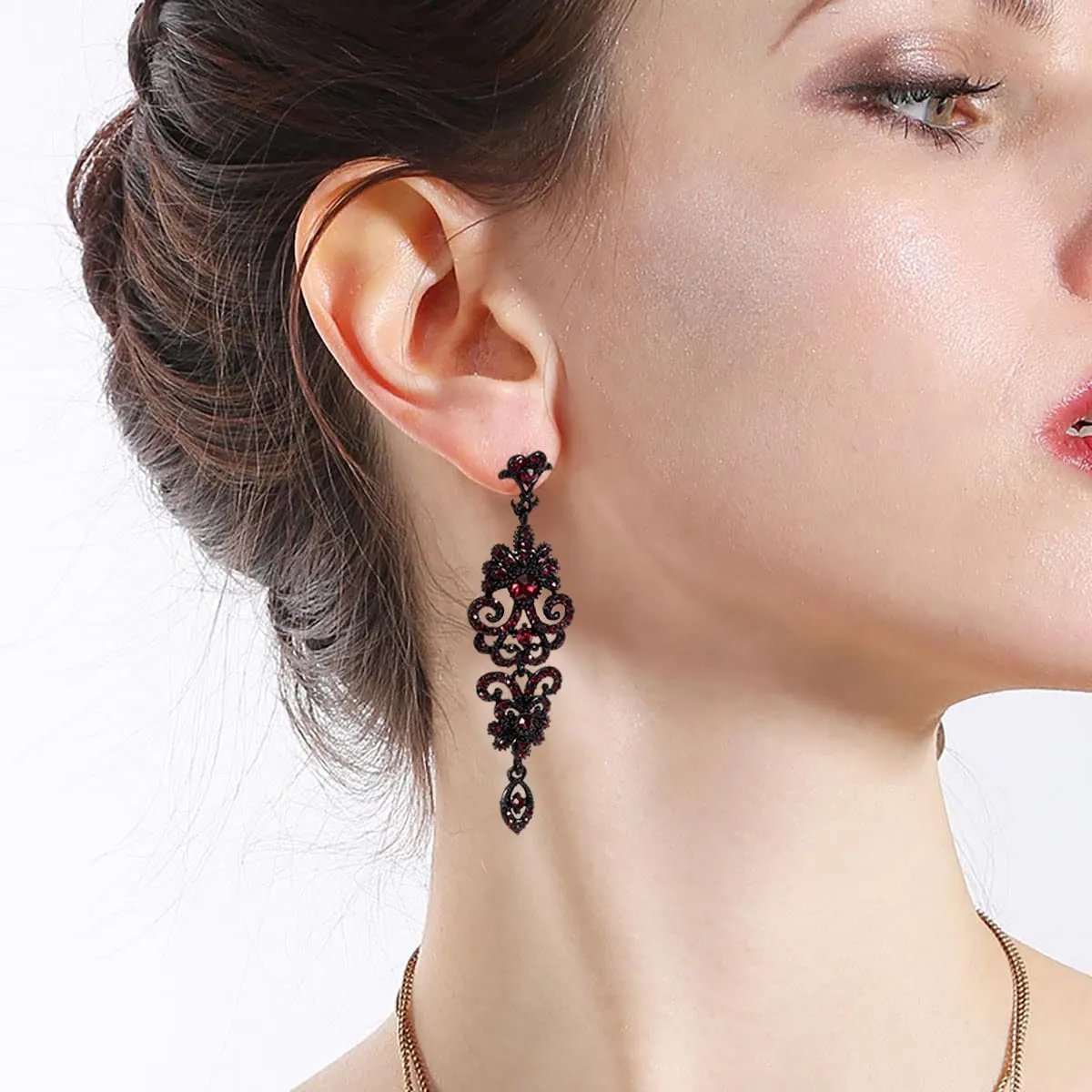 Rhinestone Earrings Crystal Chandelier Wedding Drop Dangle Earrings Sparkling Cubic Zirconia Tassel Stud Earrings Wedding Party Jewelry for Women