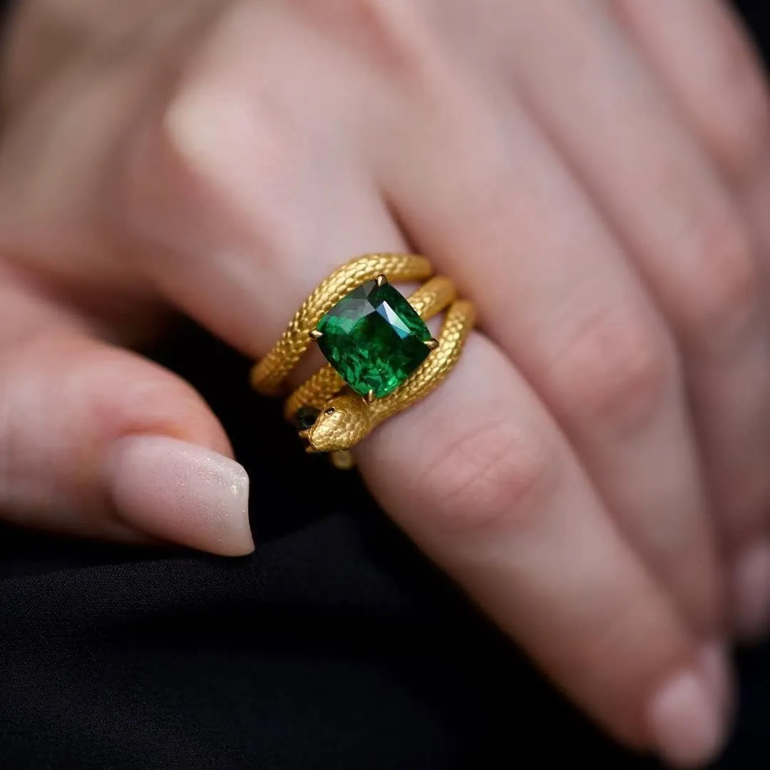 SERPENT RING WITH GREEN STONES Crystal Snake Ring, Gold Stackable Fashion Rings Set For Women's Cubic Zirconia Snake Rings Trendy Jewelry Gifts