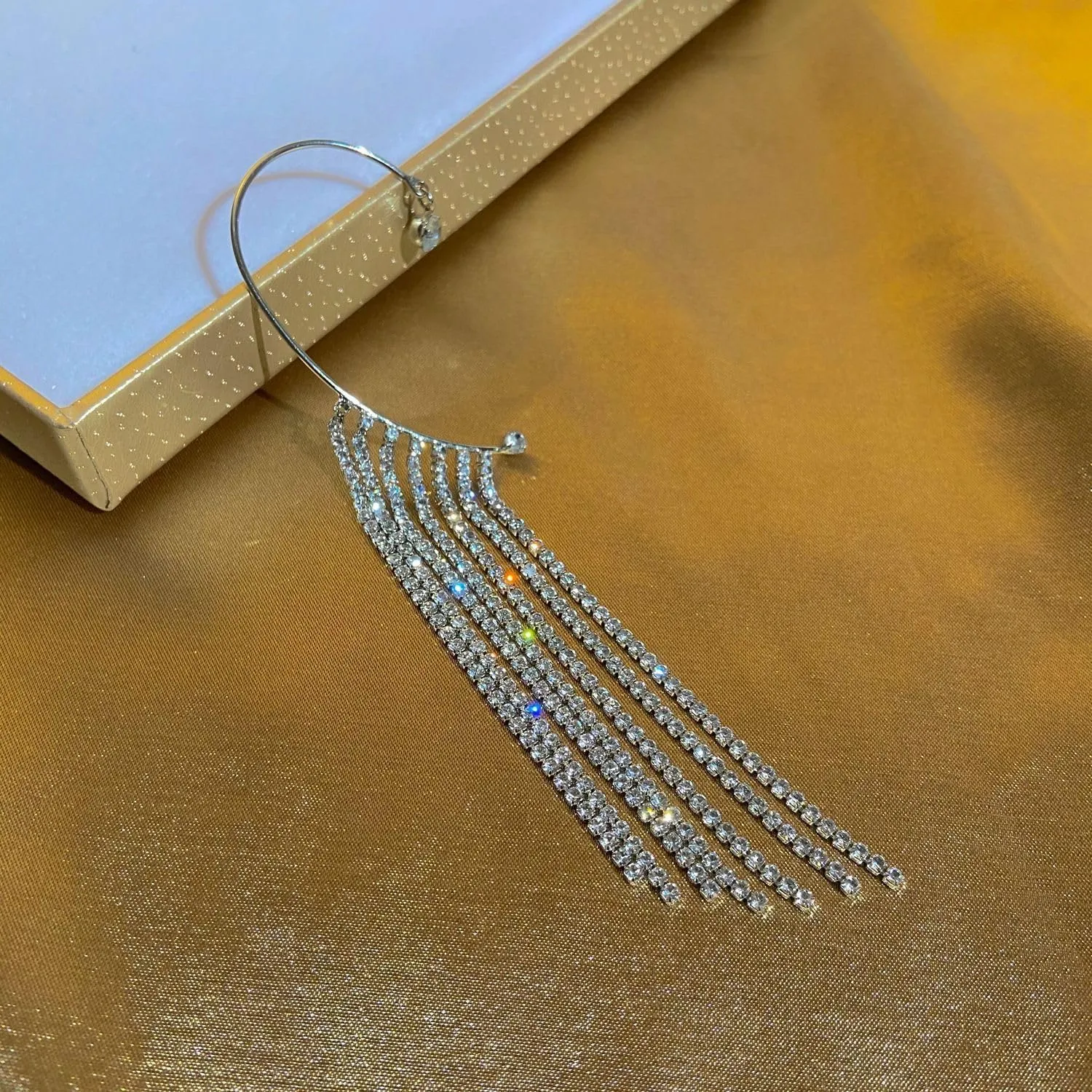 Sparkling Crystal Tassel Earrings Long Tassel Ear Cuff Dangle Chain Earrings Ear Crawler Earrings No Piercing Earrings Dangle Ear Cuff Earrings Jewelry Gifts for Women