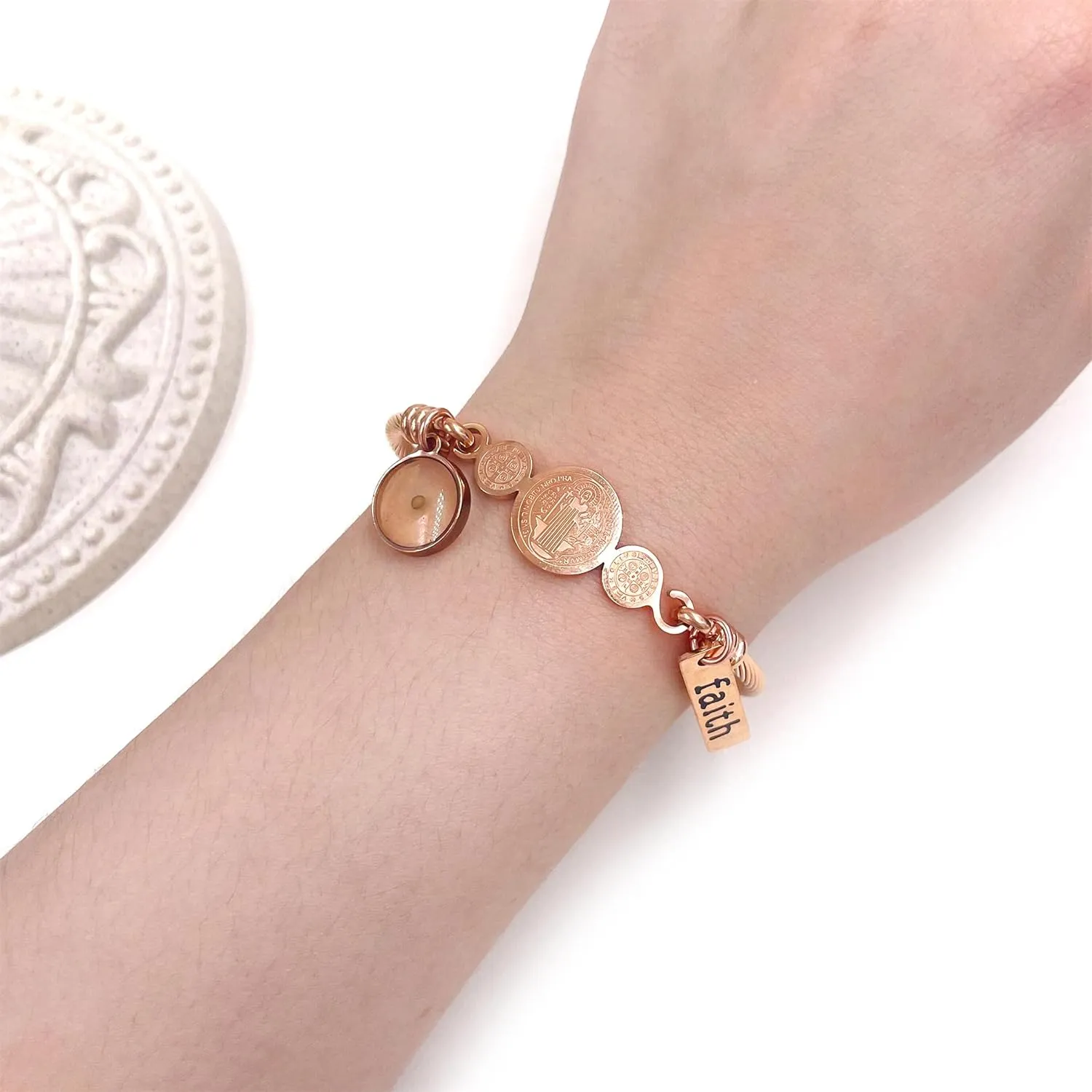 Stainless Steel Twisted Rope Saint Benedict Medal Bangle Bracelets for Men And WomenCross Catholic Religion St. Benedict Bracelet Mustard Seed Faith CSPB Christian Jewelry for Church Prayer