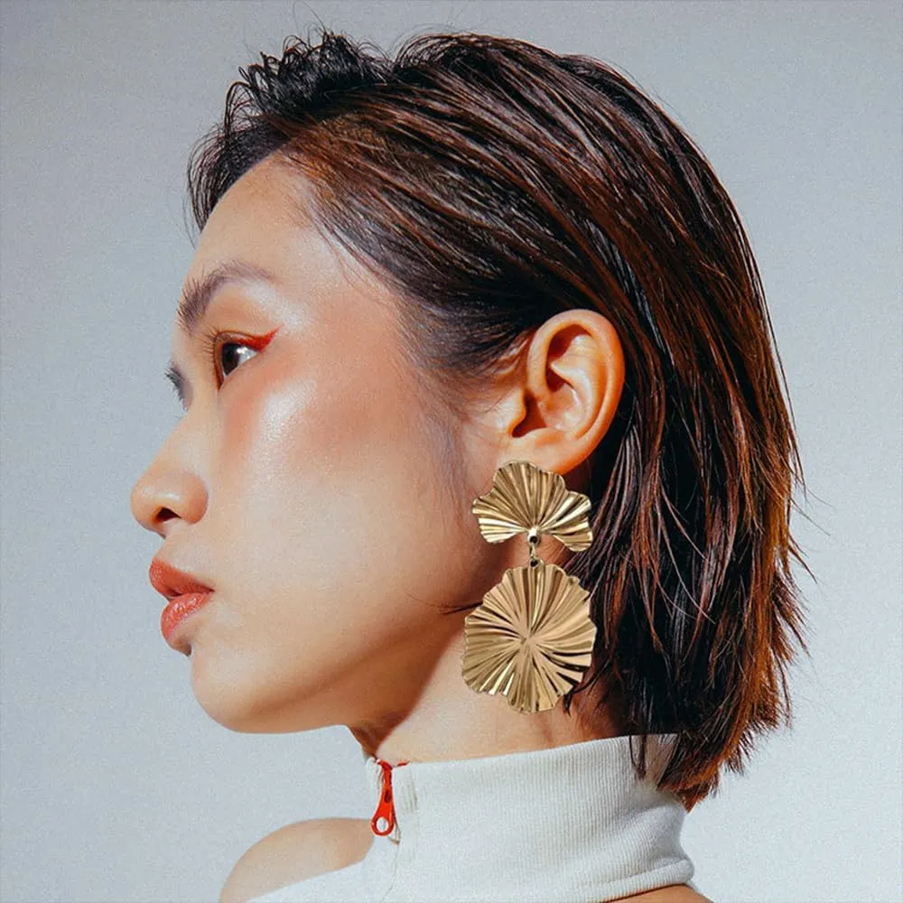 Statement Gold Leaf Dangle Earrings for Women Trendy, Big 14K Gold Plated Leaf Shell Seashell Drop Dangle Stud Earrings Holiday Party Prom Jewelry Gift