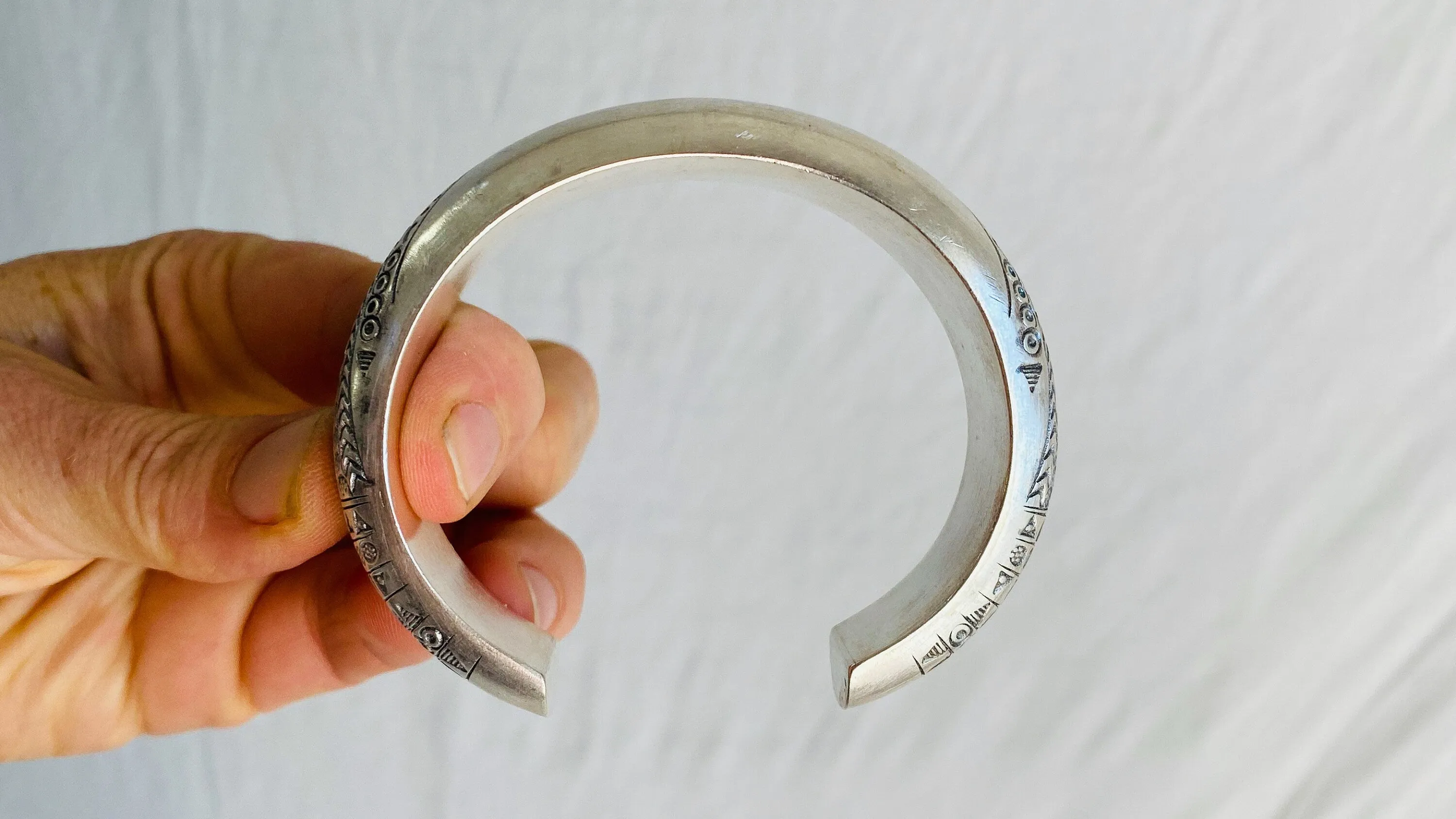 Sterling Silver Bangle from the Karen Hill Tribe. 0345