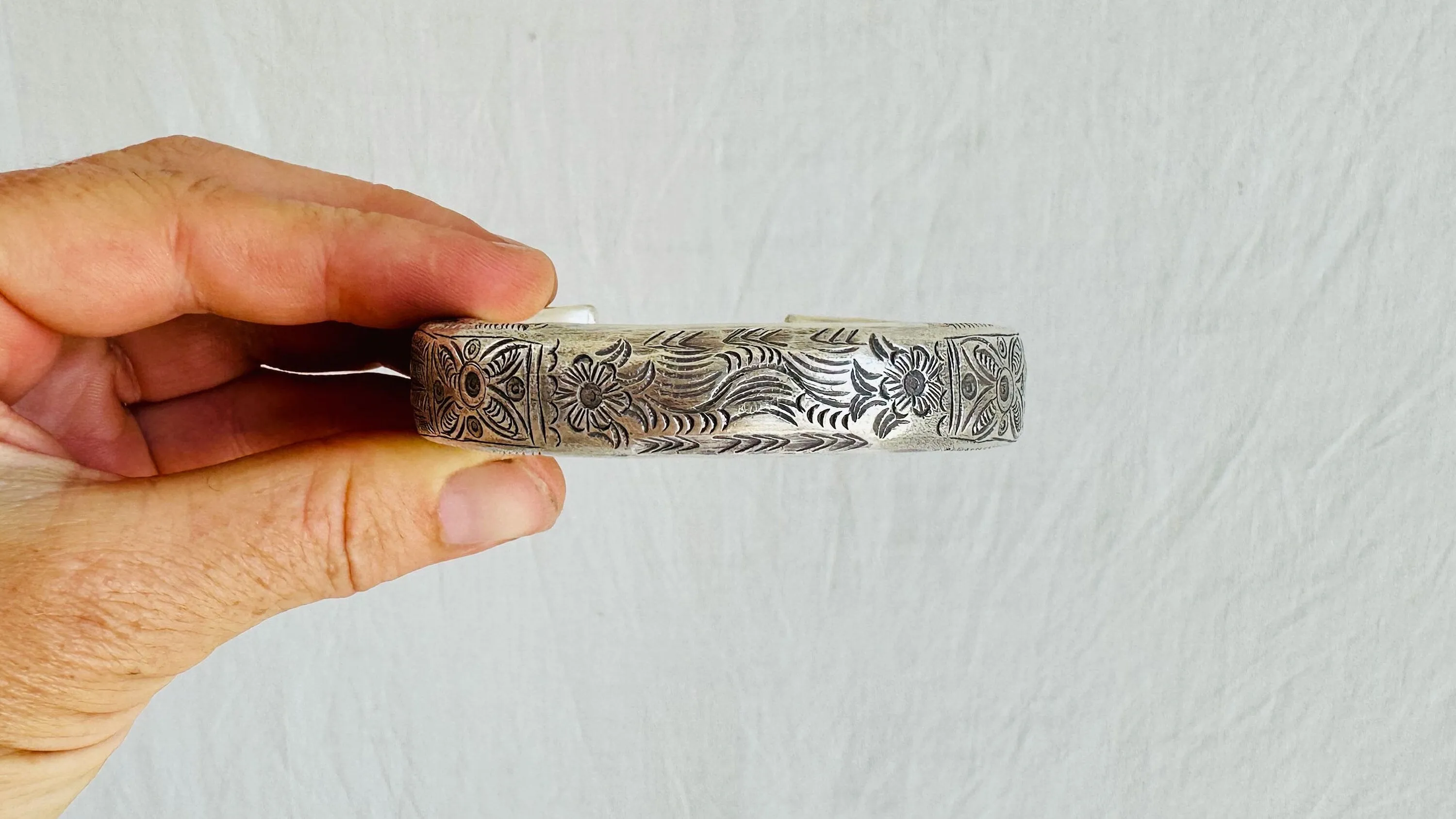 Sterling Silver Bangle from the Karen Hill Tribe.