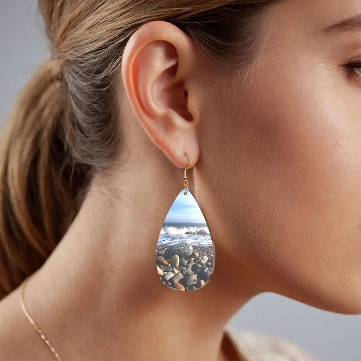 Stylish Drop-Shaped Acrylic Earrings Lightweight Printed Teardrop Dangle Earrings for Women (Beach Rock)