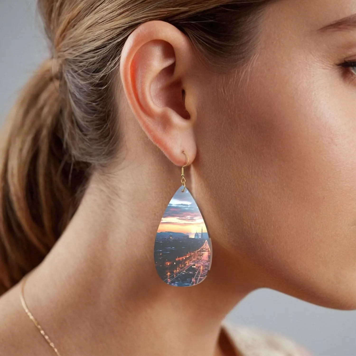 Stylish Drop-Shaped Acrylic Earrings Lightweight Printed Teardrop Dangle Earrings for Women (Cityscape Dusk)
